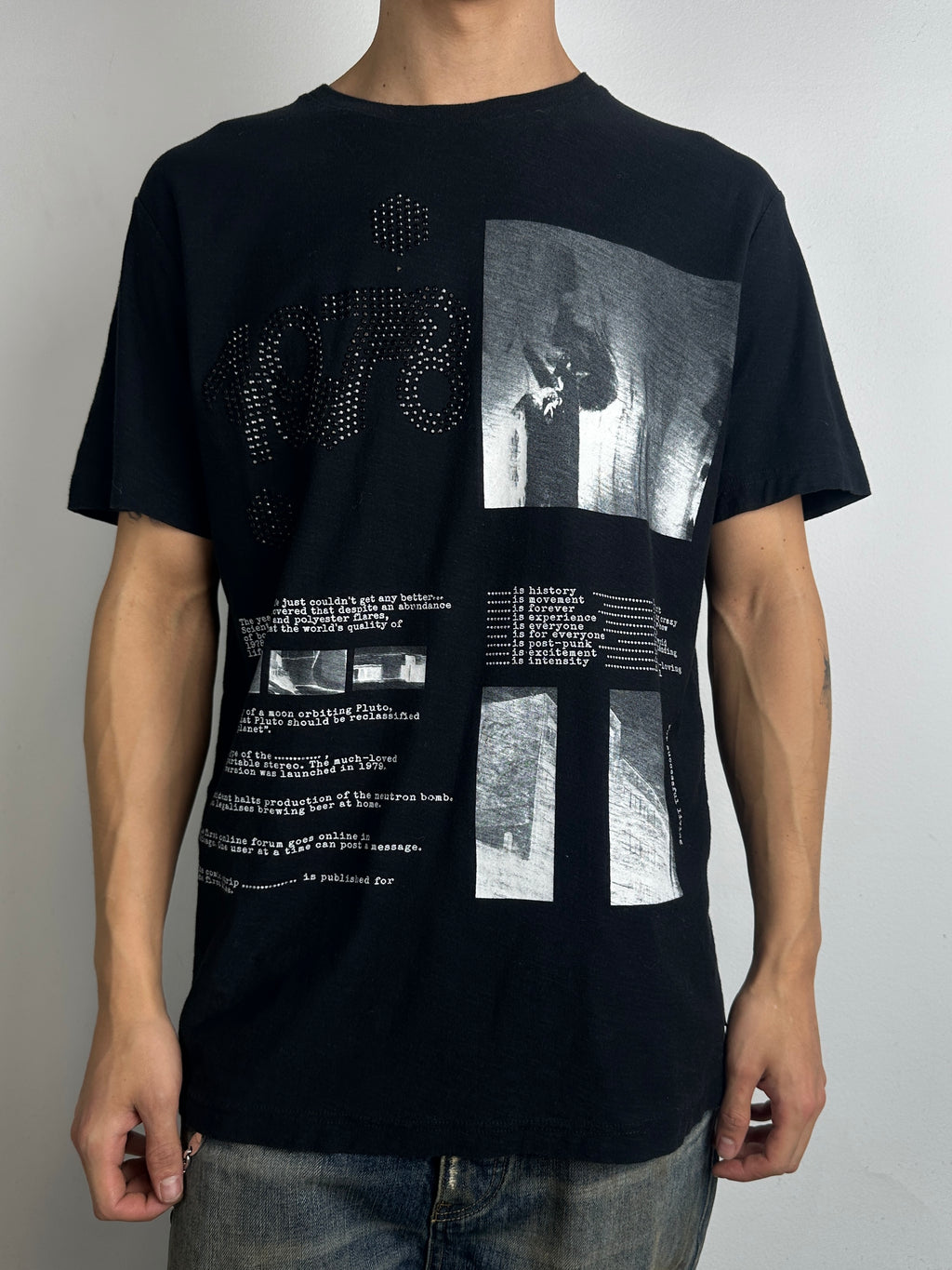 Tragebild von Vintage Black Printed & Studded Diesel T-Shirt von vorne