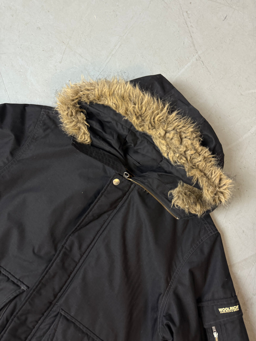 Vintage Woolrich Black Winter Jacket with Fur Hood M/L