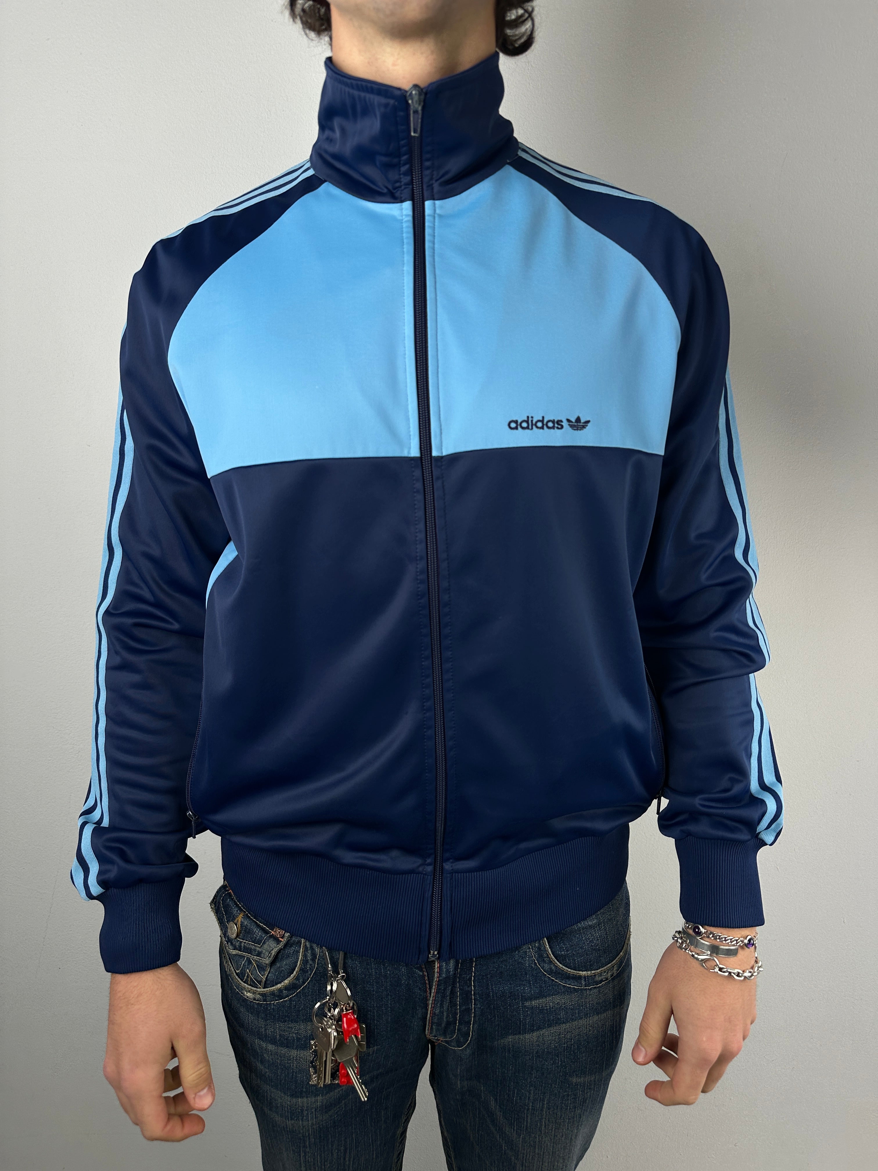 Vintage Adidas Blue Tones Track Jacket  für Männer. Y2K Secondhand 2000s Fashion
