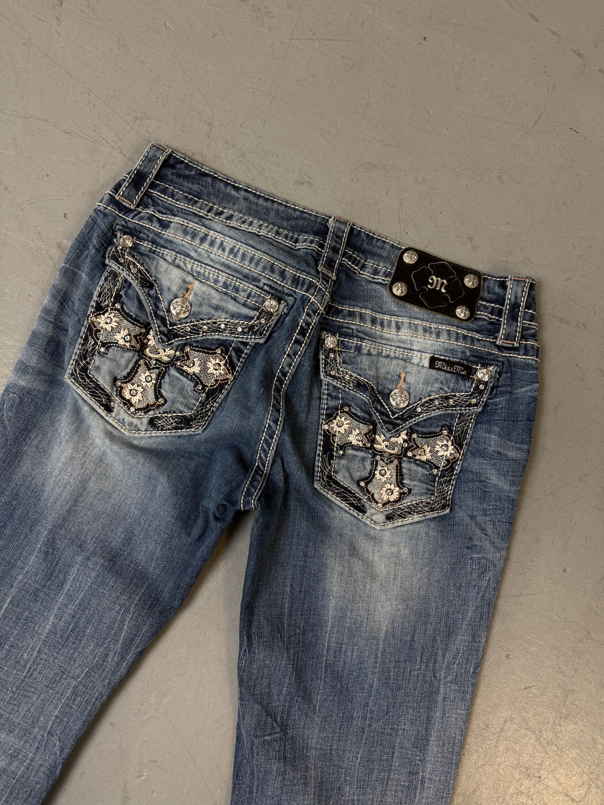Vintage Miss Me Cross Rhinestone Bootcut Jeans M