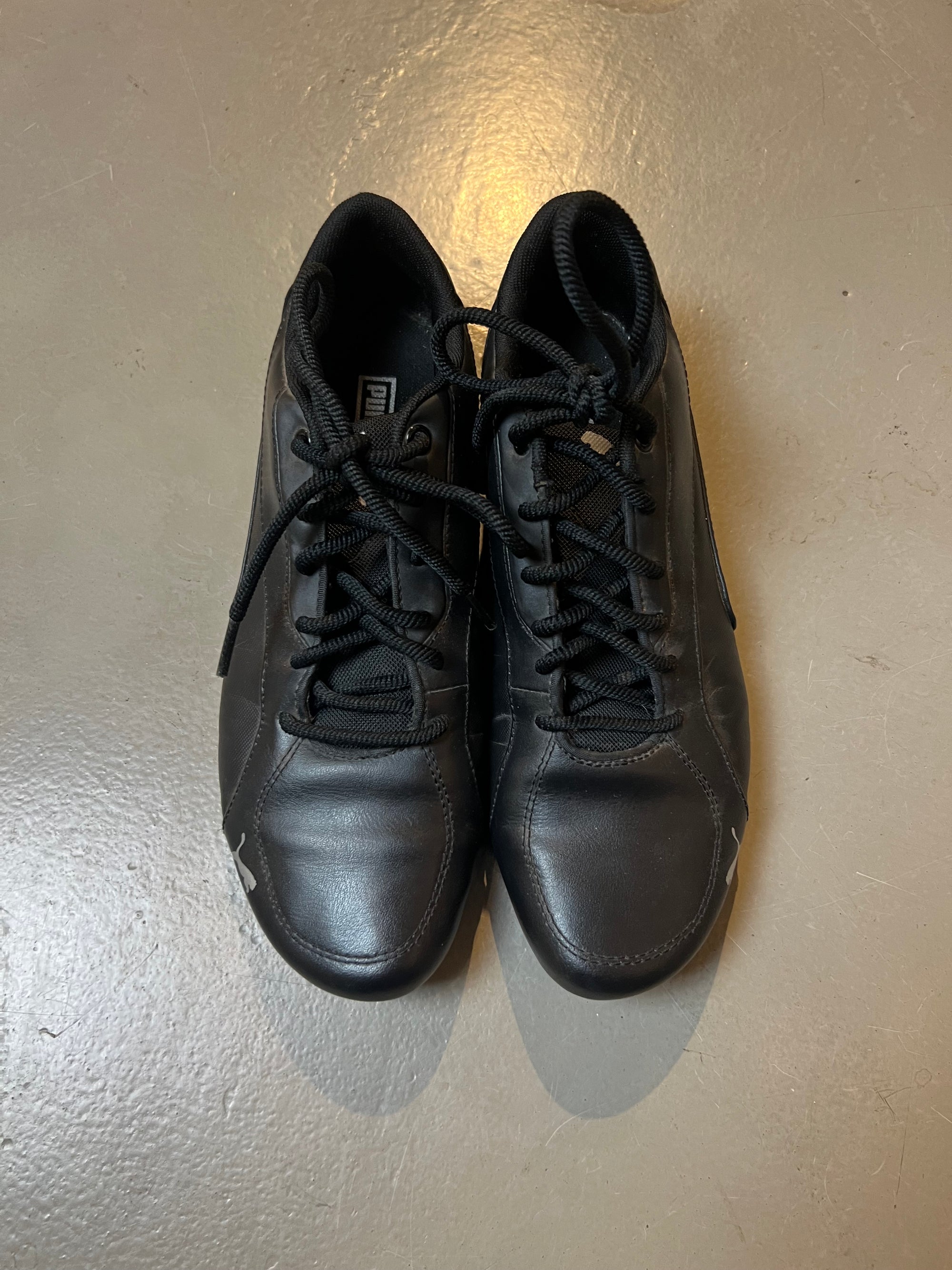 Vintage Black Puma Sneaker 42 1/2