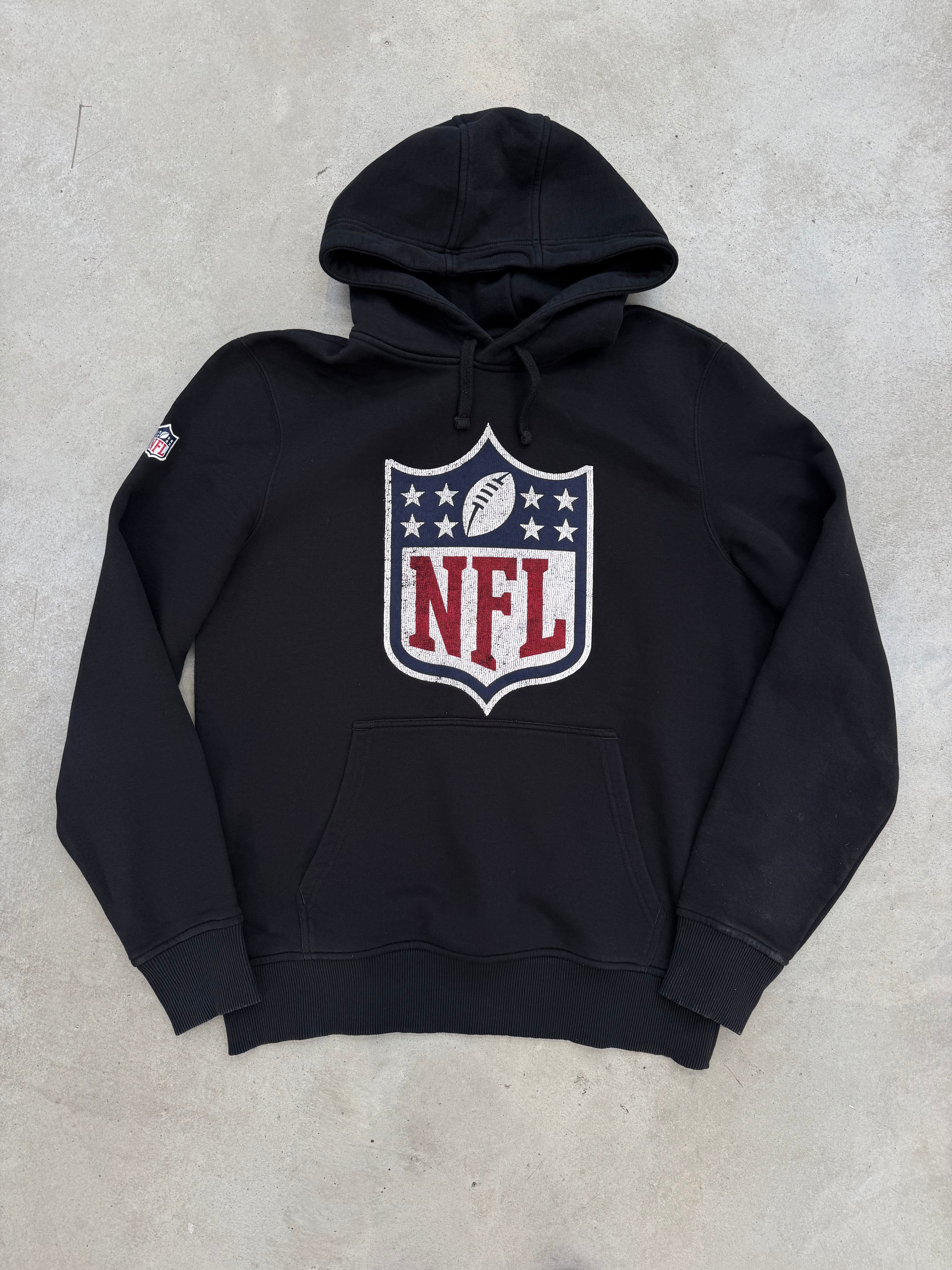 Vintage NFL Black Hoodie with Logo Print L