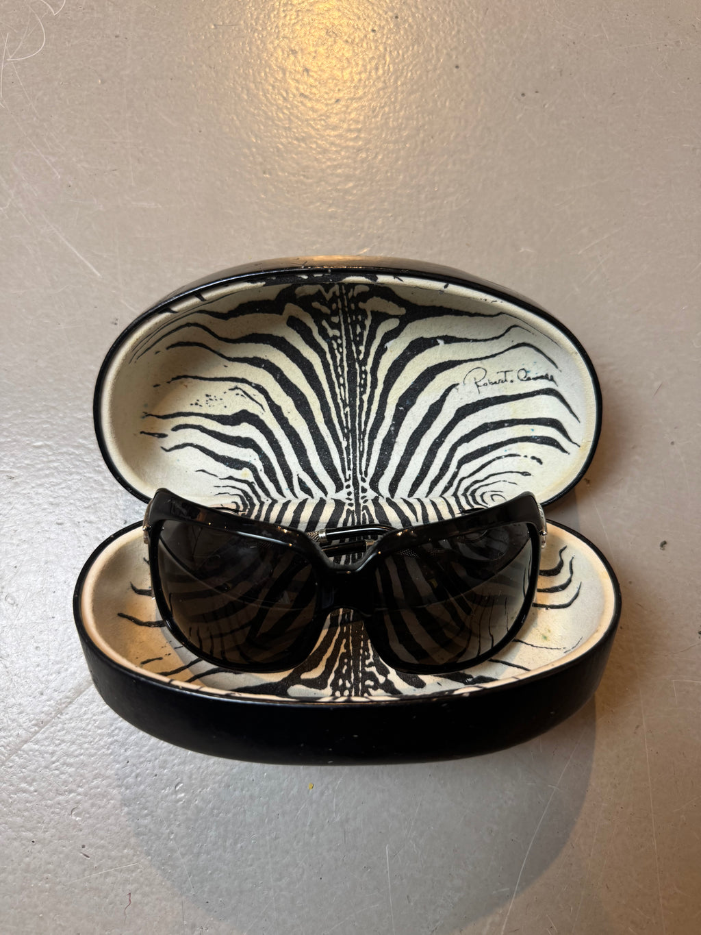 Vintage Roberto Cavalli Black and Silver Sunglasses