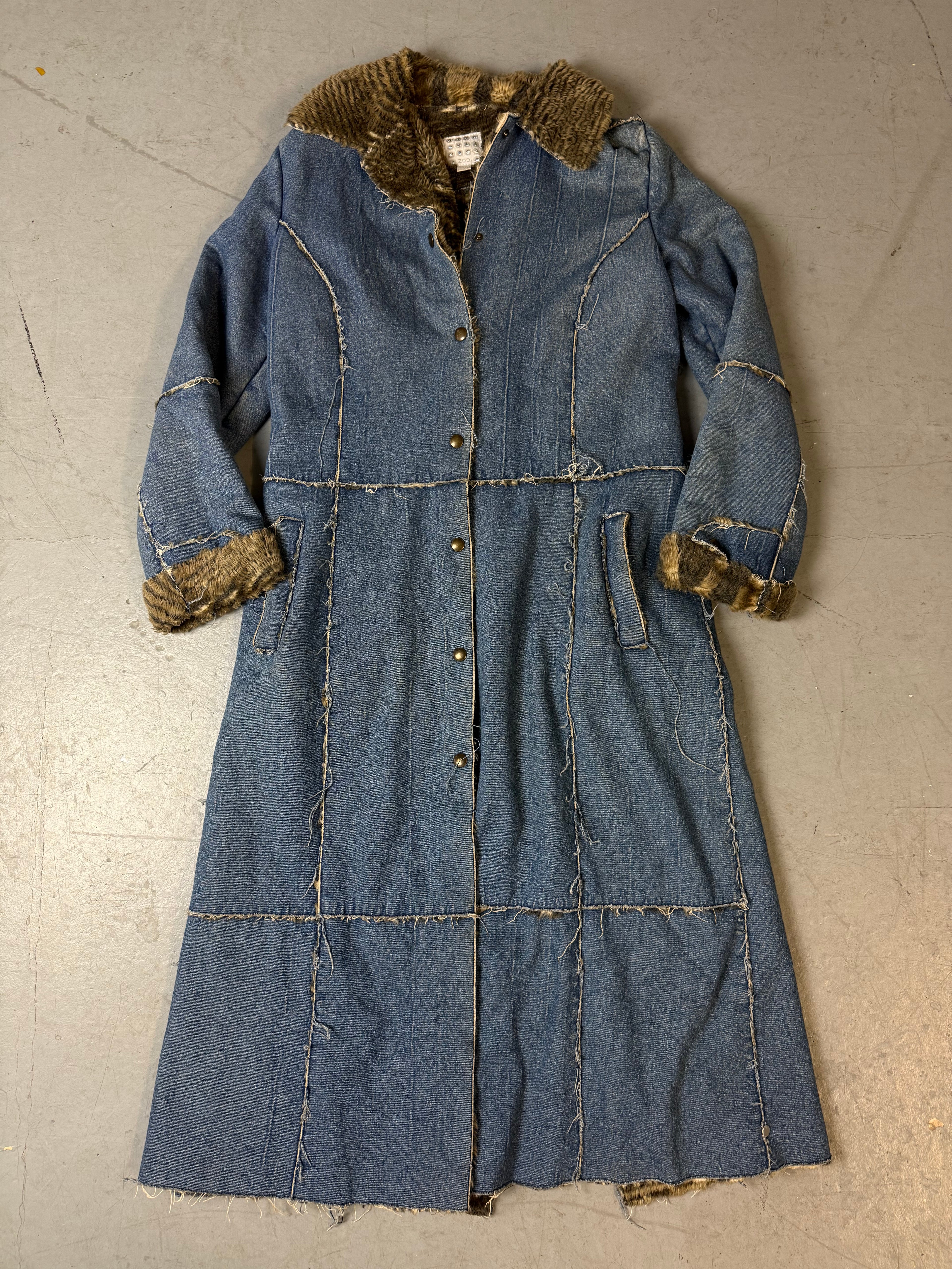 Vintage Denim Coat with Faux Fur Lining M