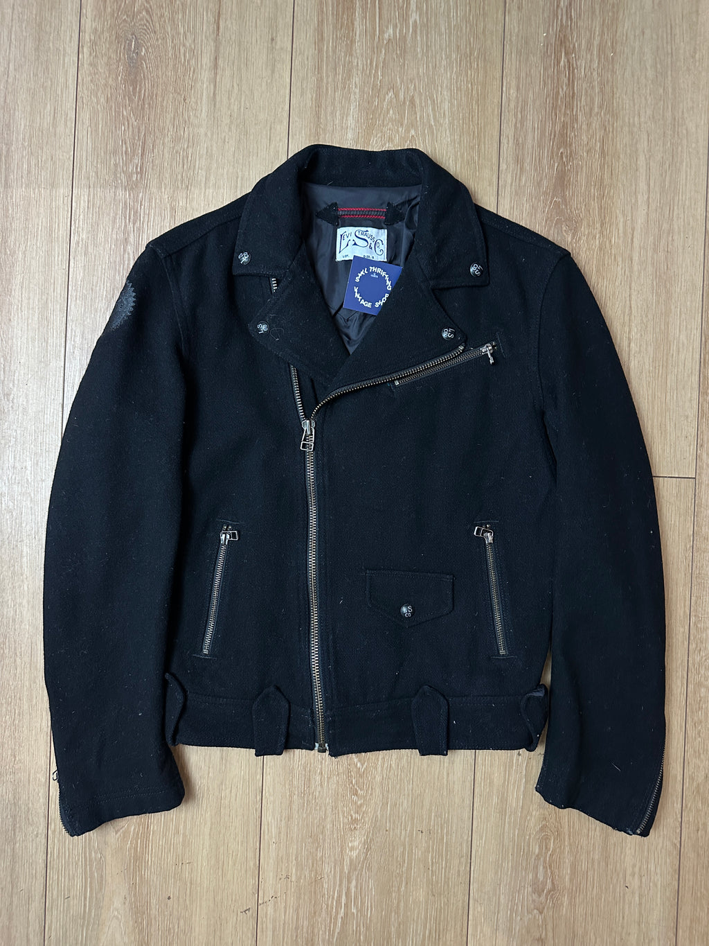 Produktbild von Vintage Levis Black Wool Jacket XS/S von vorne
