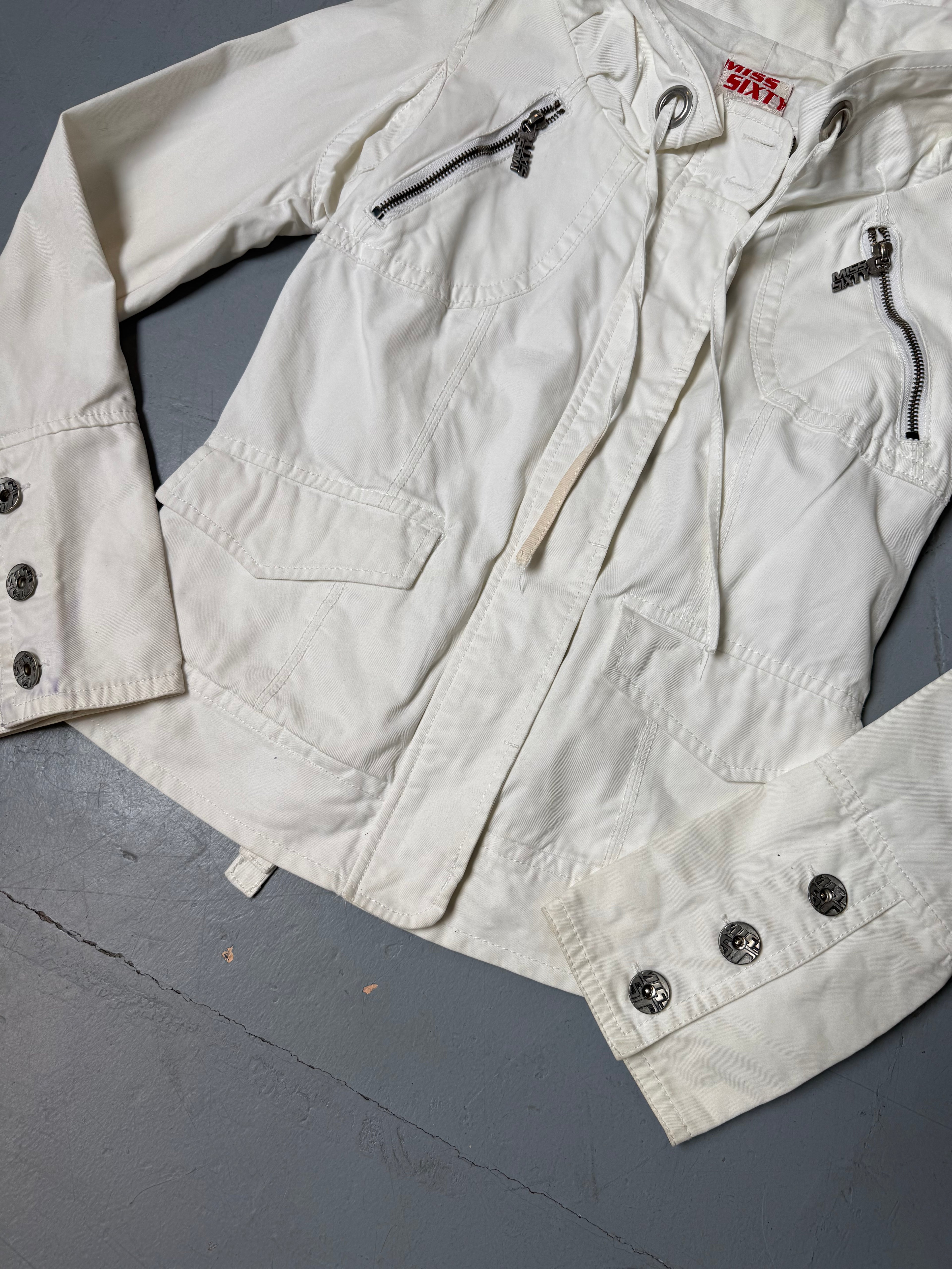 Vintage Miss Sixty White Jacket für Damen. Y2K Secondhand 2000s Fashion.