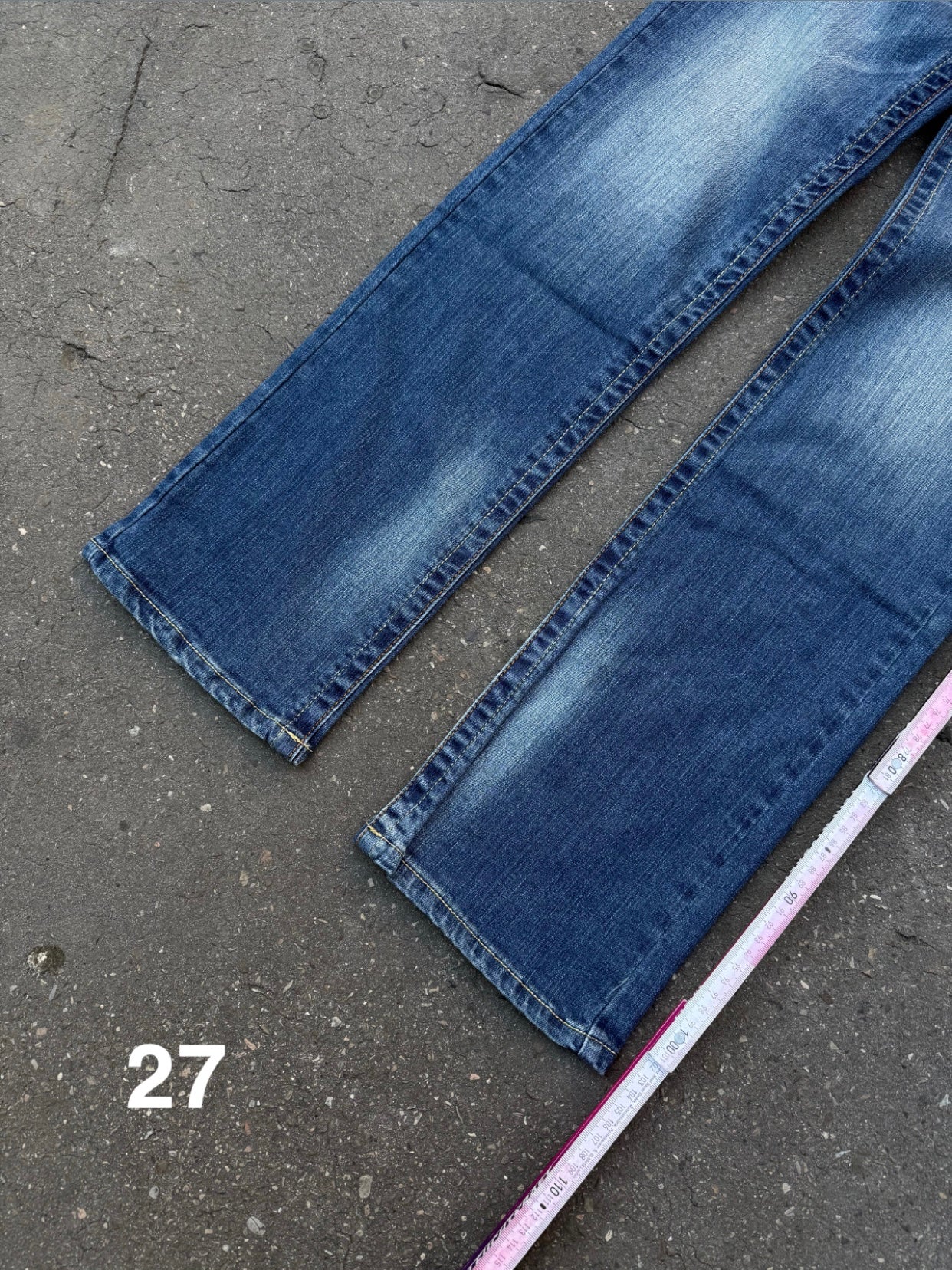 Y2K Laguna Beach „Hermosa Beach“ Light Blue Mid Waist Denim für Damen. Y2K 2000s Fashion