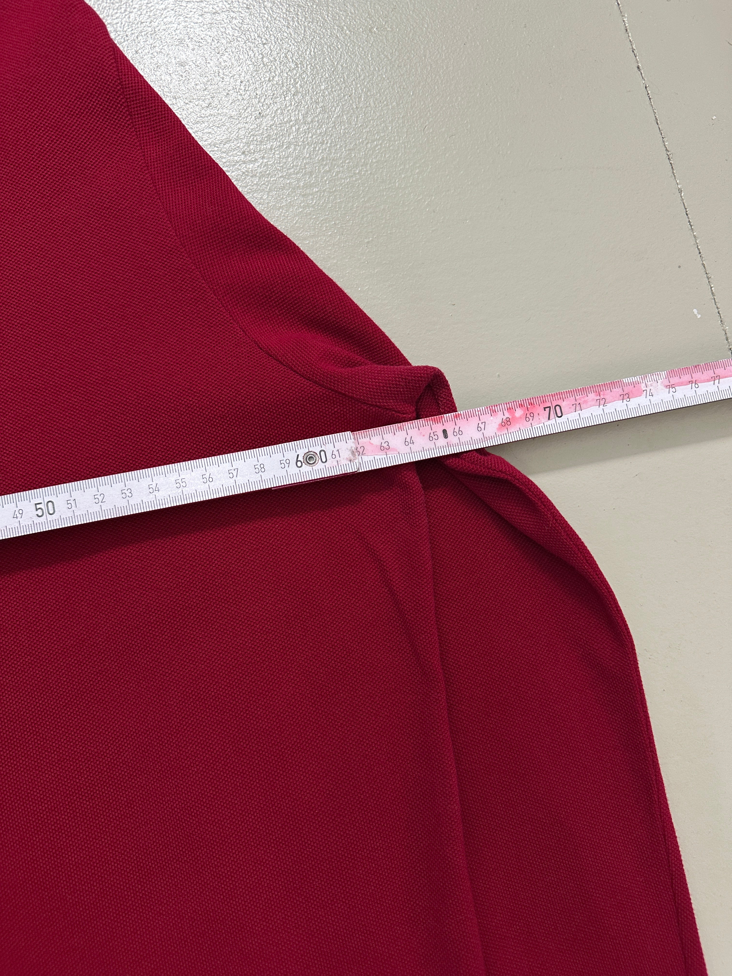Vintage Burgundy Lacoste Polo Longsleeve für Herren. Y2K Second Hand 2000s Fashion 