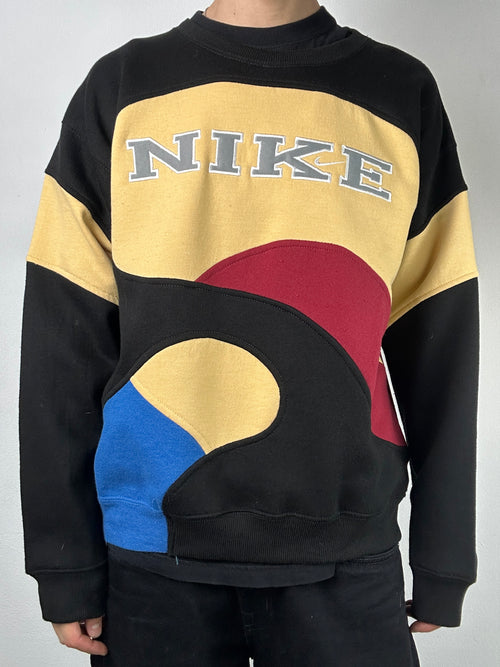 Vintage Nike Retro Crewneck Sweater für Männer. Y2K Secondhand Fashion