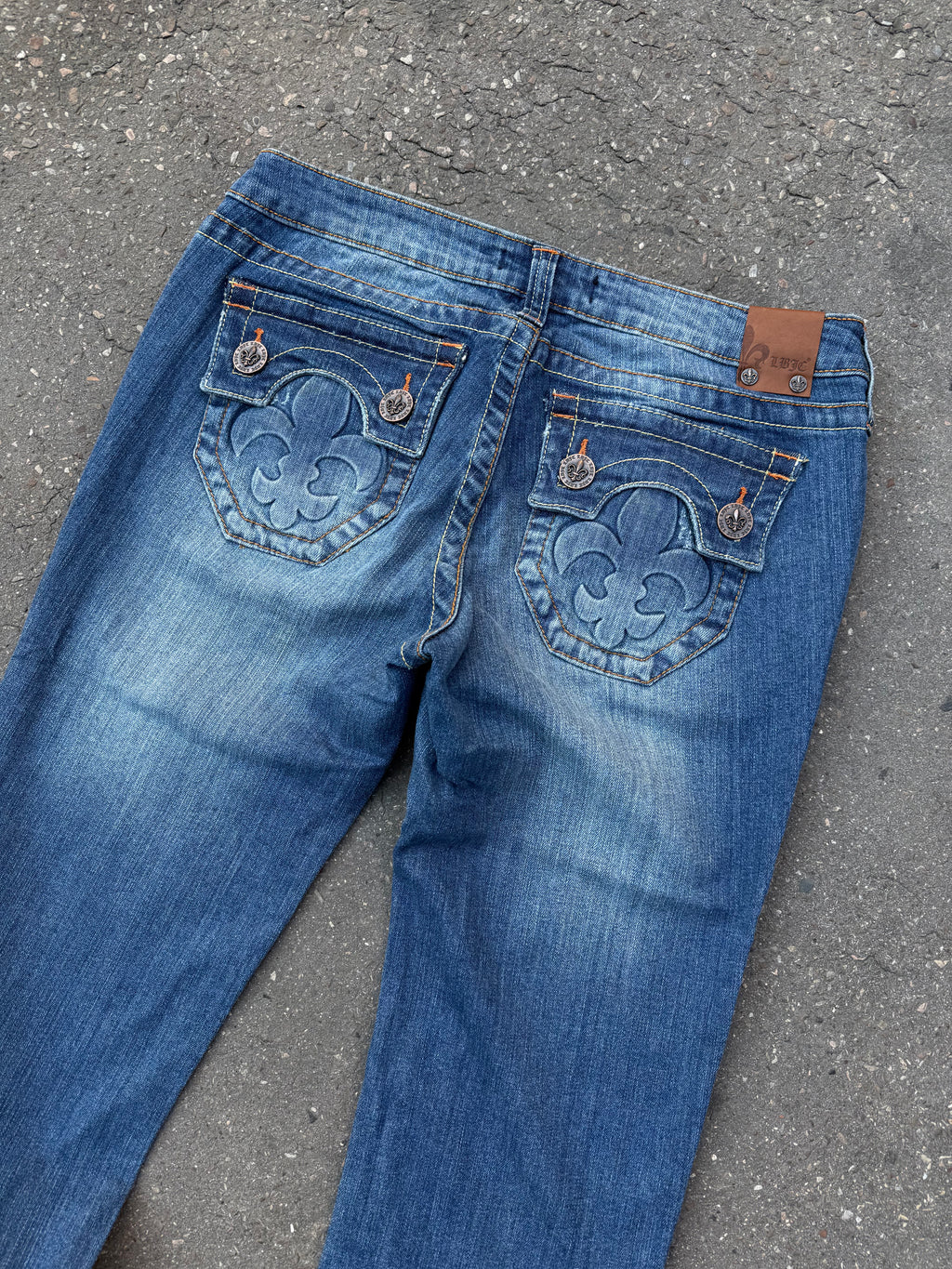 Y2K Laguna Beach „Hermosa Beach“ Light Blue Mid Waist Denim für Damen. Y2K 2000s Fashion
