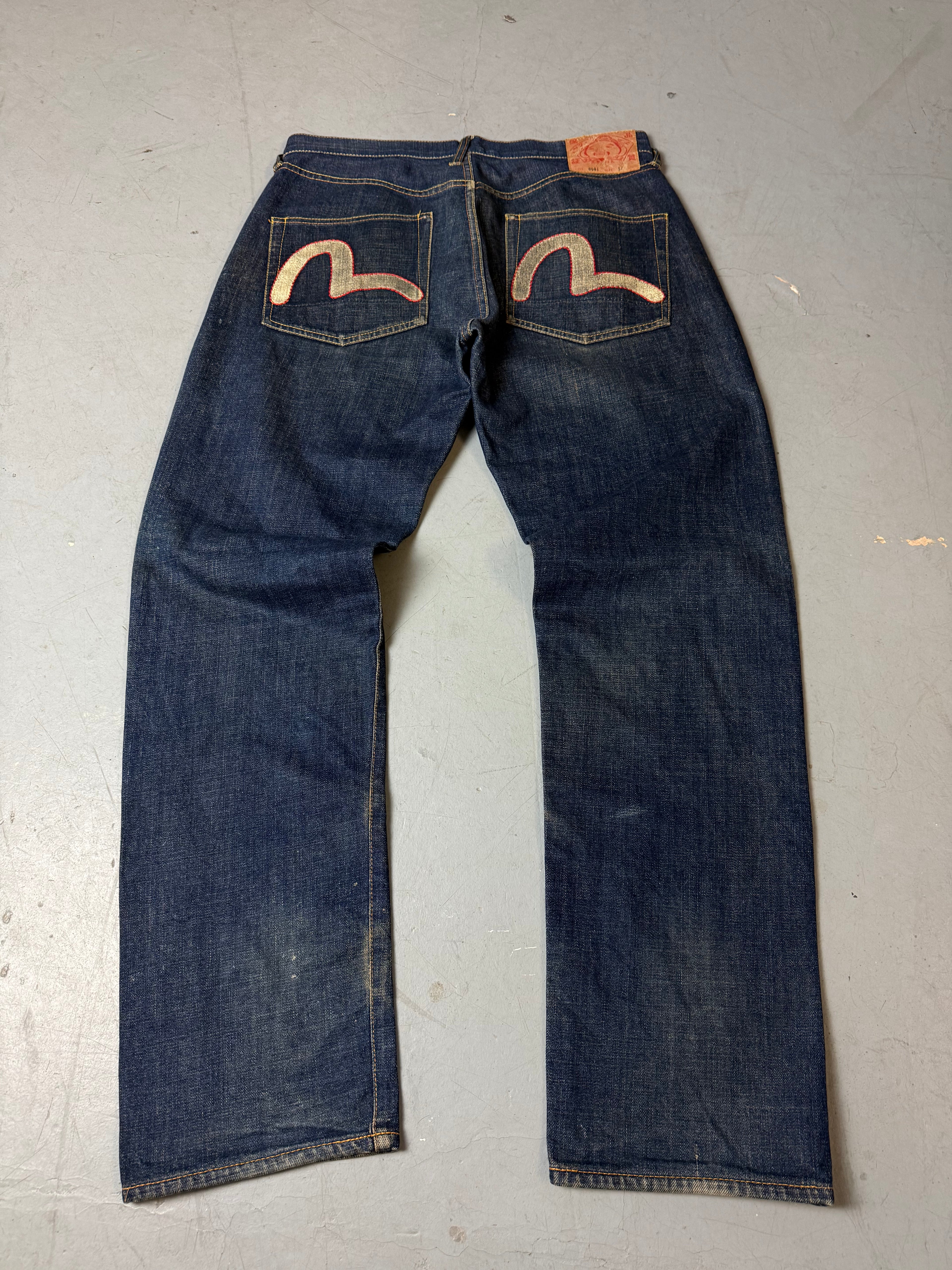 Produktbild von einer Vintage Evisu Dark Blue Straight Leg Denim Jeans von hinten