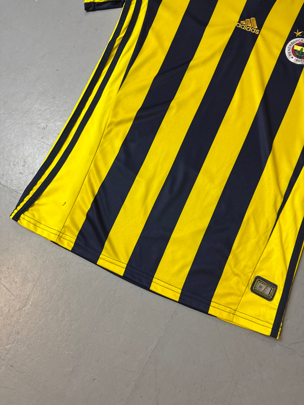 Vintage Adidas Fenerbahçe 15/16 Home Jersey L