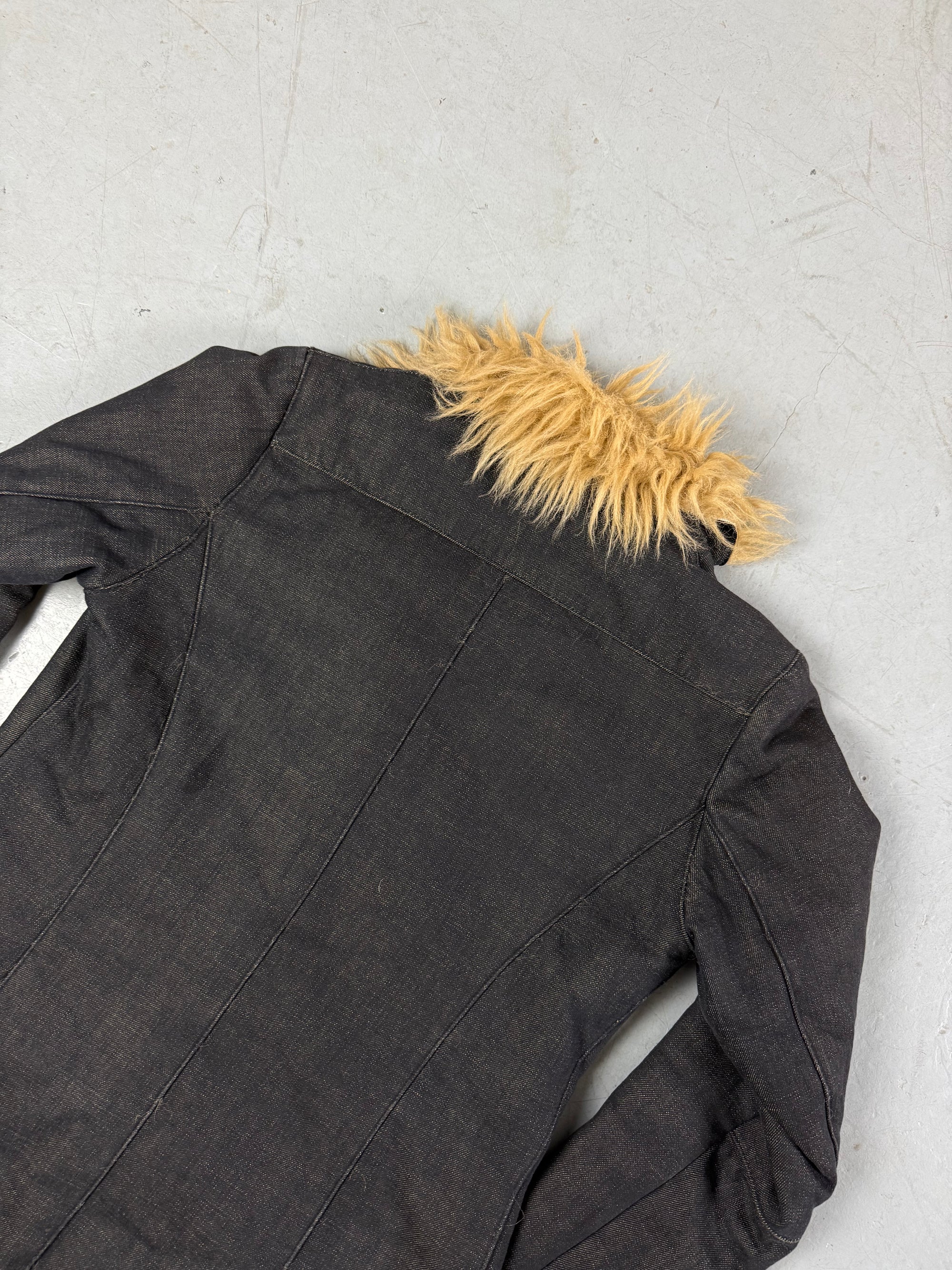 Detailliertes produktbild von hinten