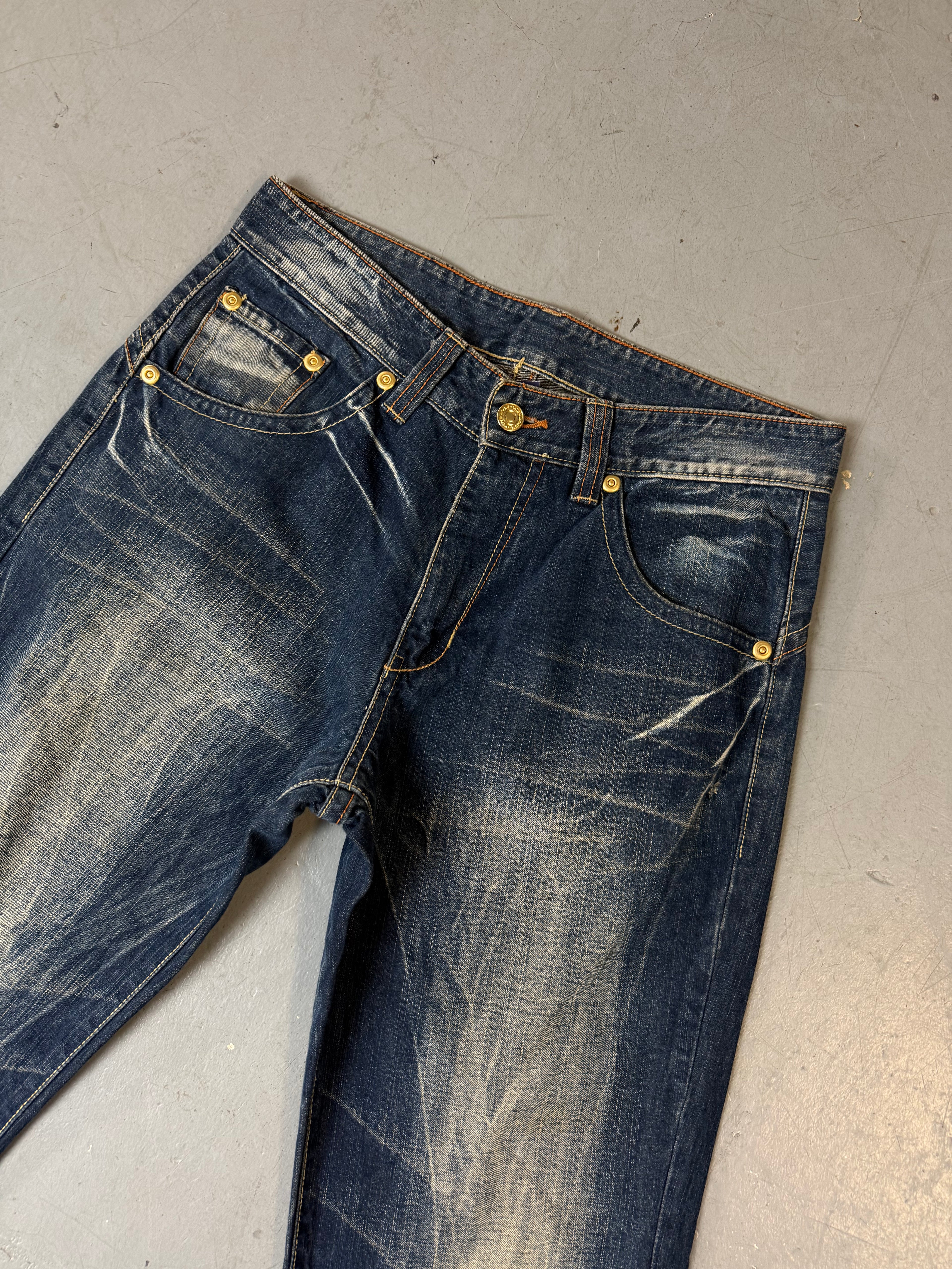 Detailliertes Produktbild von Vintage Big Group Japanese Printed Denim S von vorne