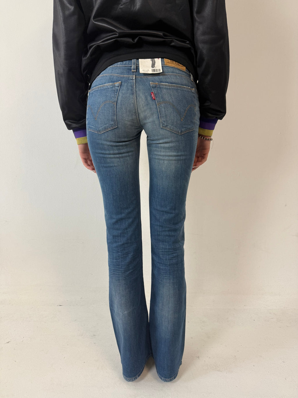 Vintage Levi’s 572 Blue Denim Bootcut Jeans XS