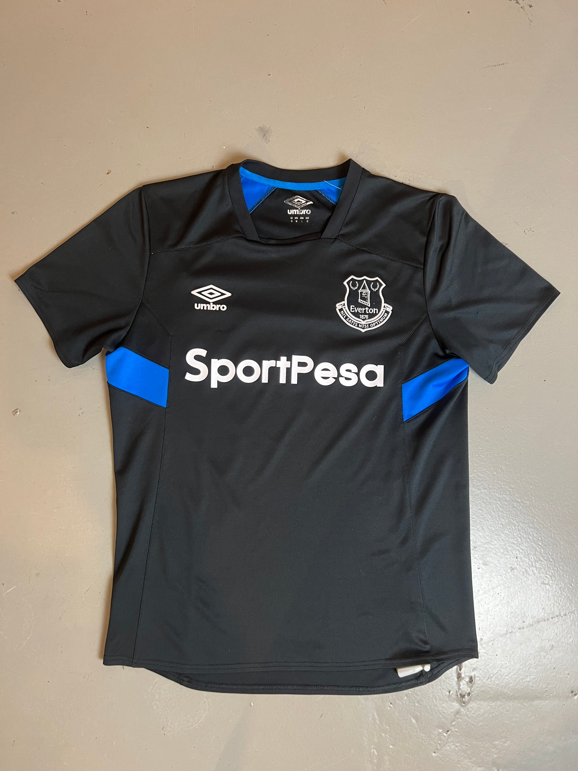 Vintage Umbro Everton Soccer Jersey M