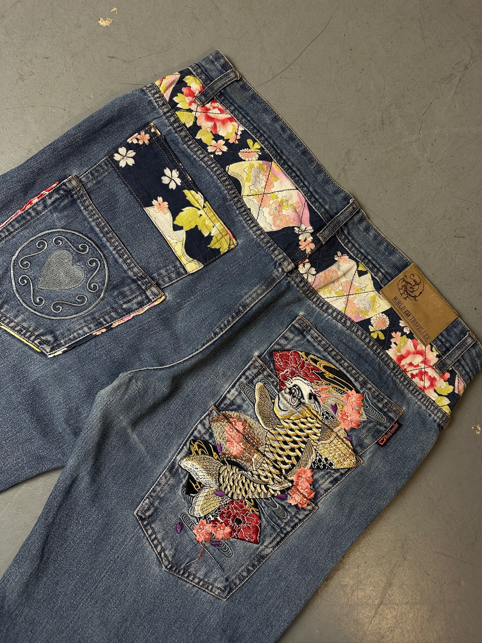 Vintage World Traveller Jeans with Japanese Style Stitching XL