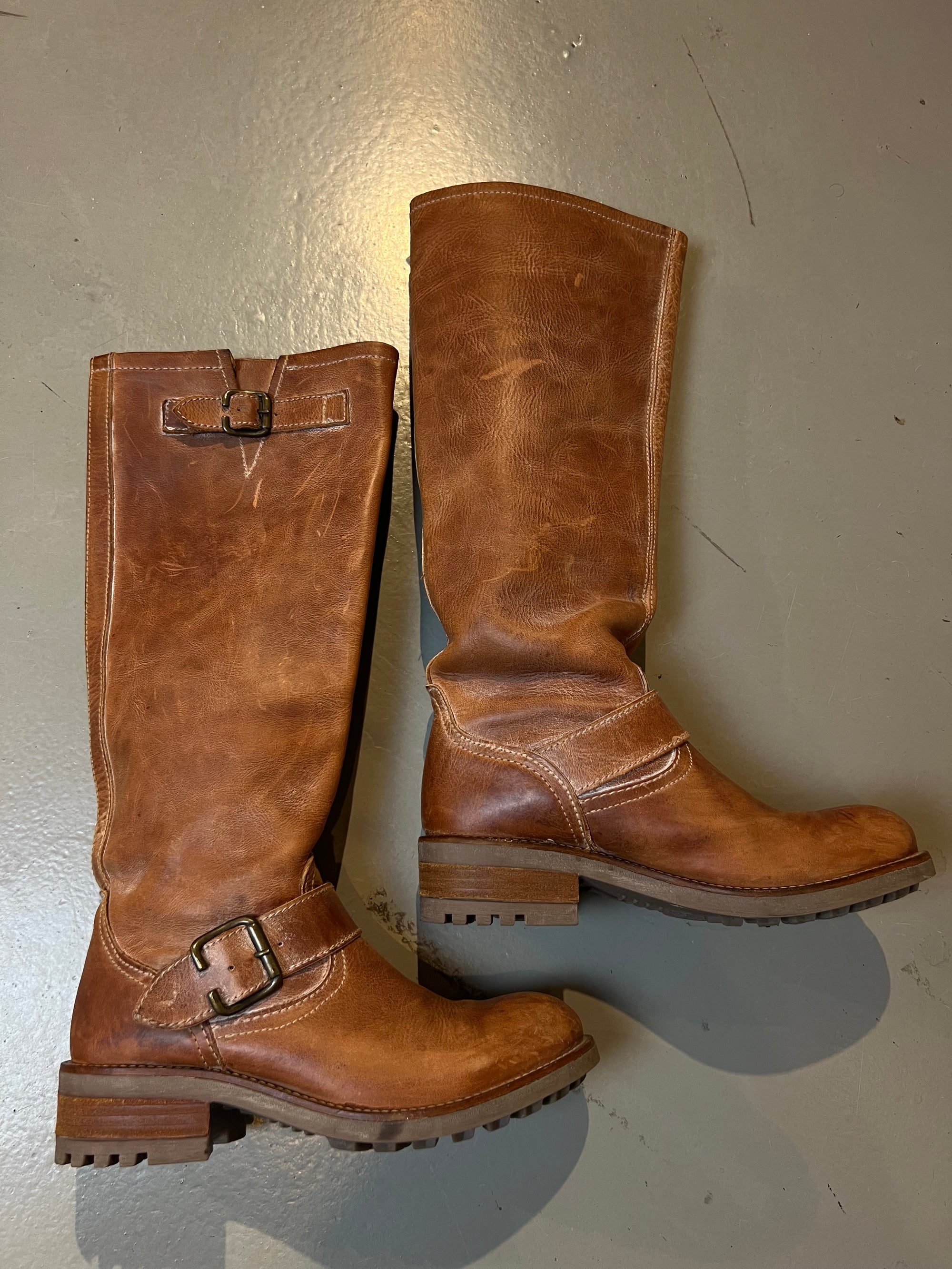Vintage Brown Leather Boots 39