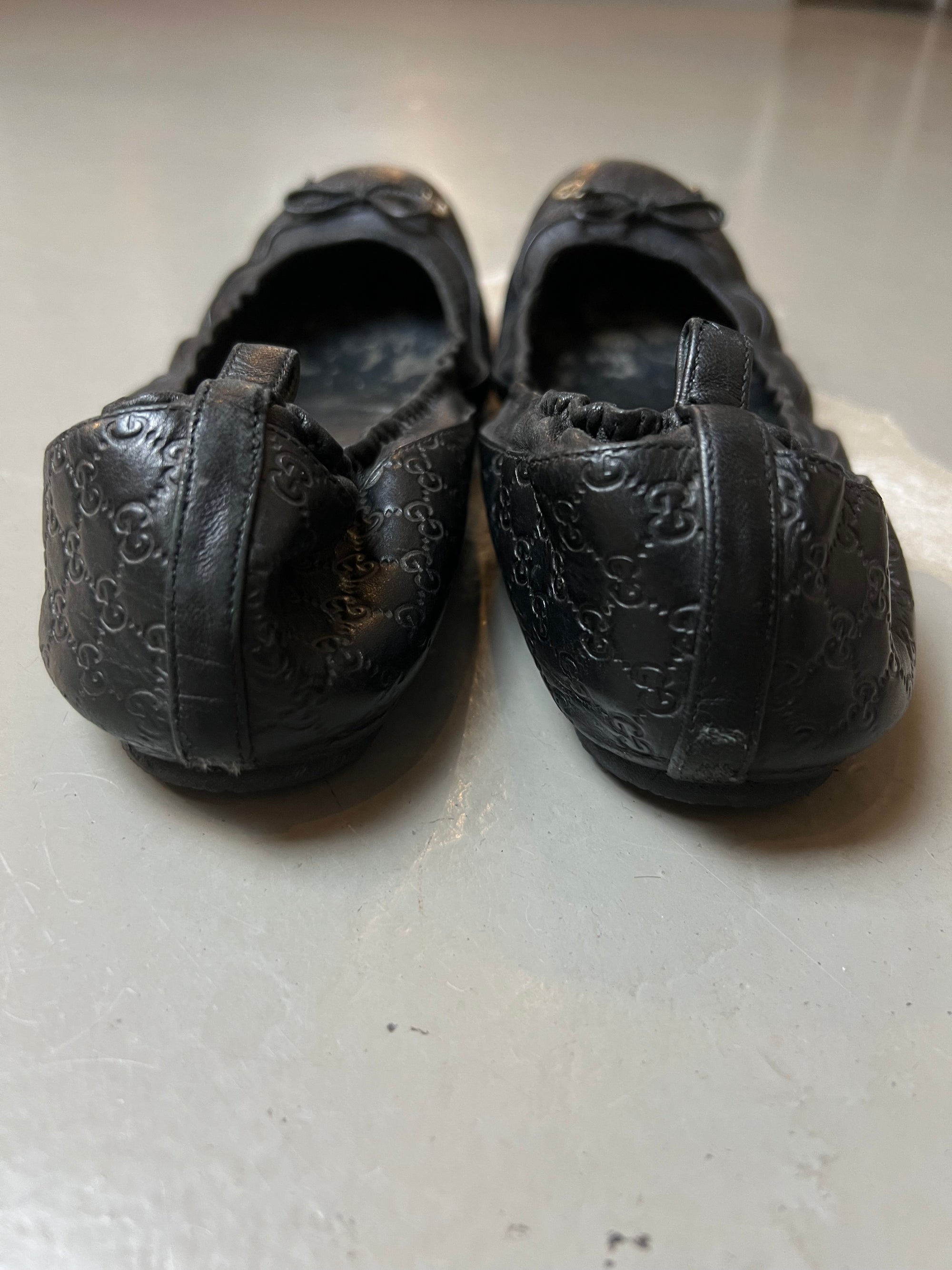 Vintage Gucci Black Ballerinas 38