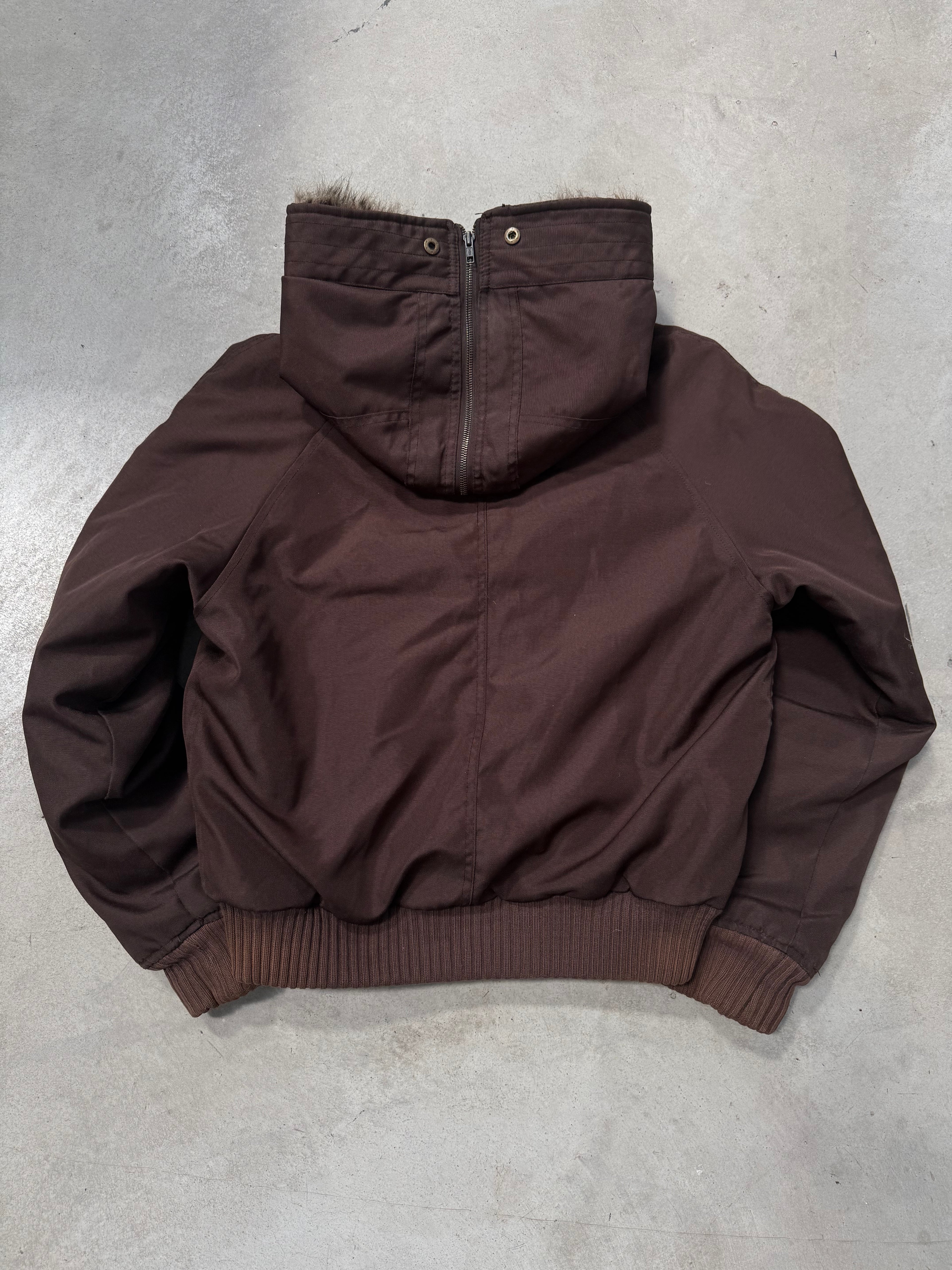 Vintage Woolrich Brown Down Jacket Für Männer. Y2K Second Hand 2000s Fashion 