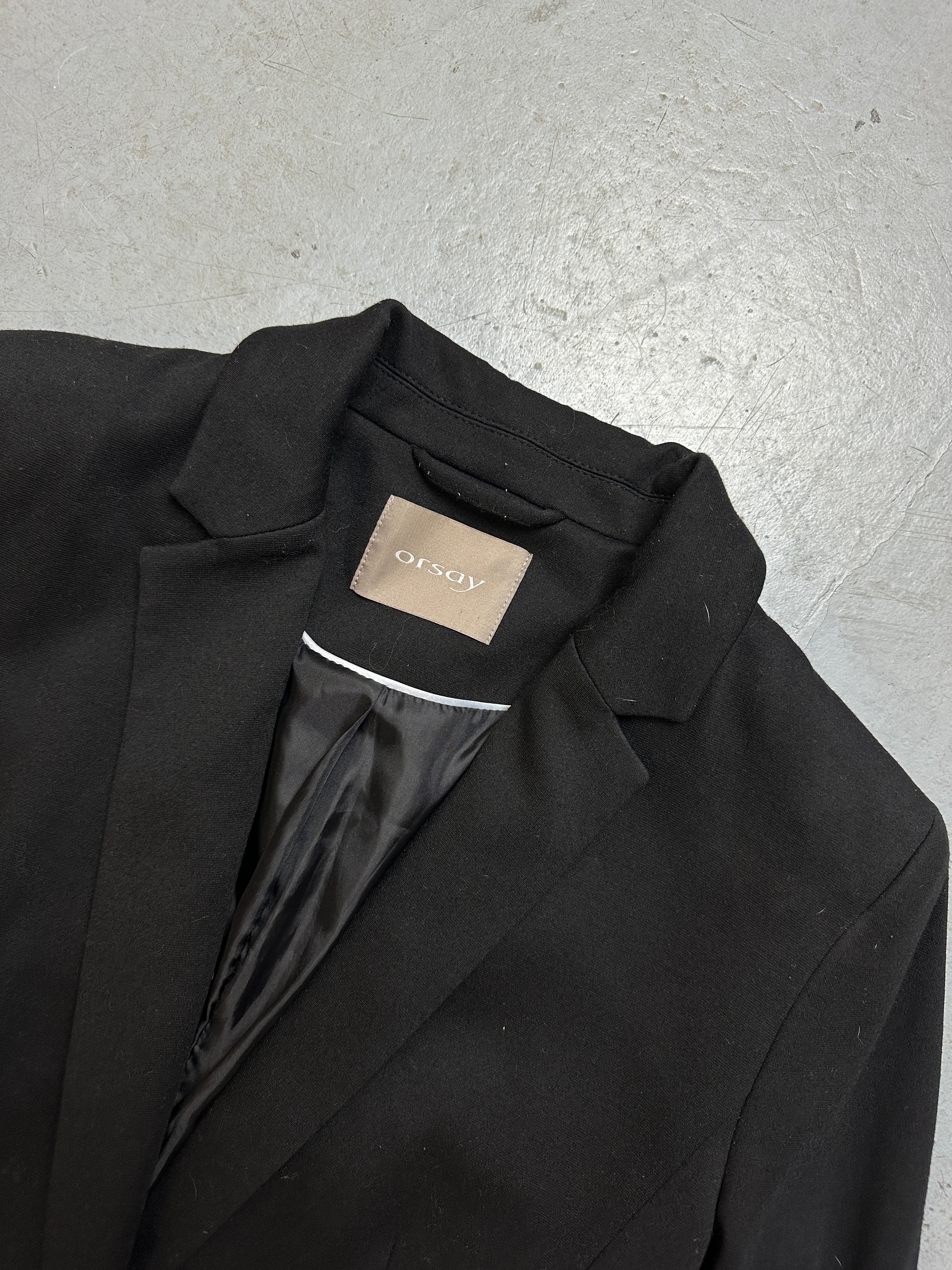 Detailliertes Produktbild von Vintage Black Blazer S/M von vorne 