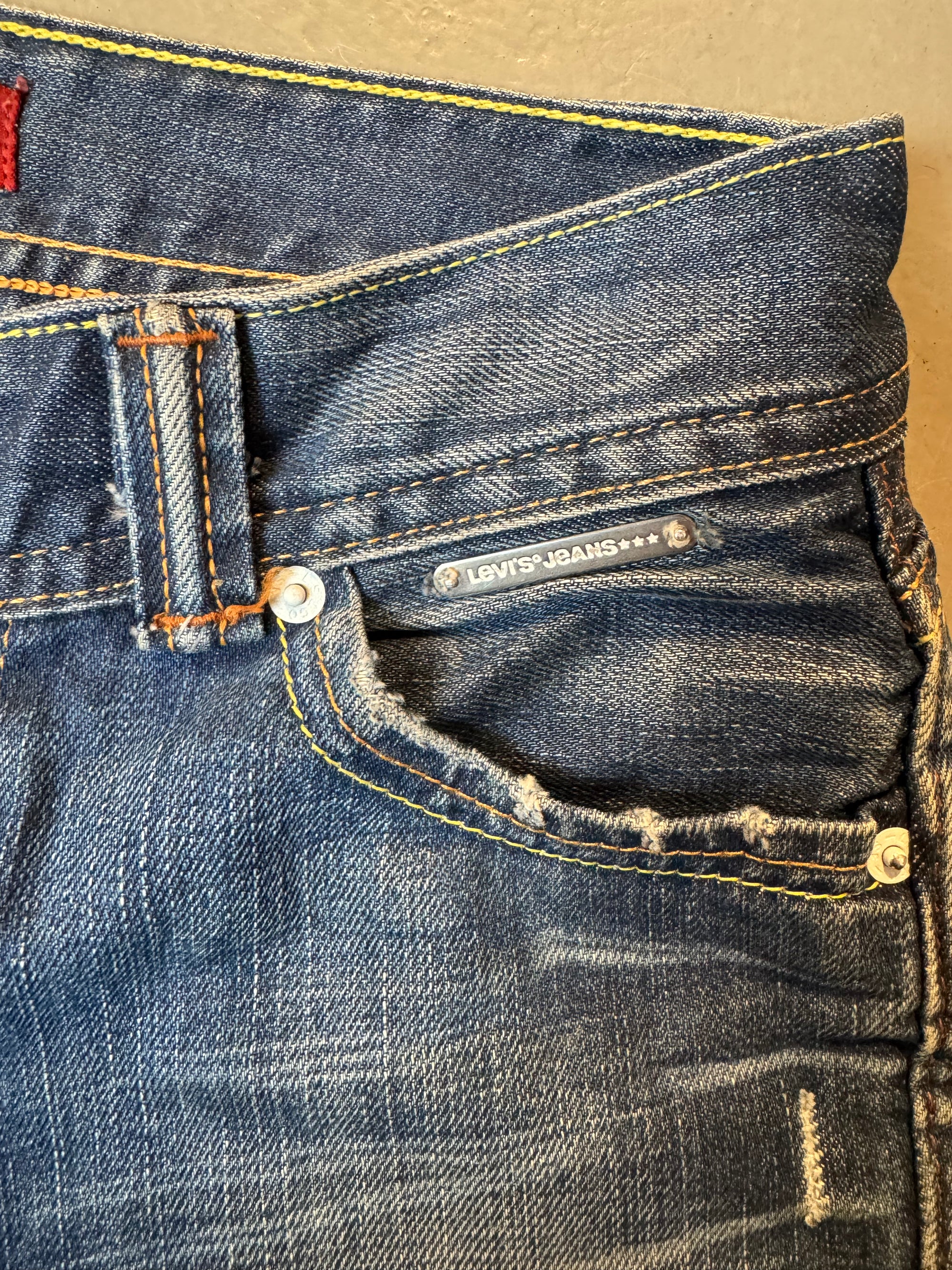 Vintage Blue Ripped Levis Denim XS/S