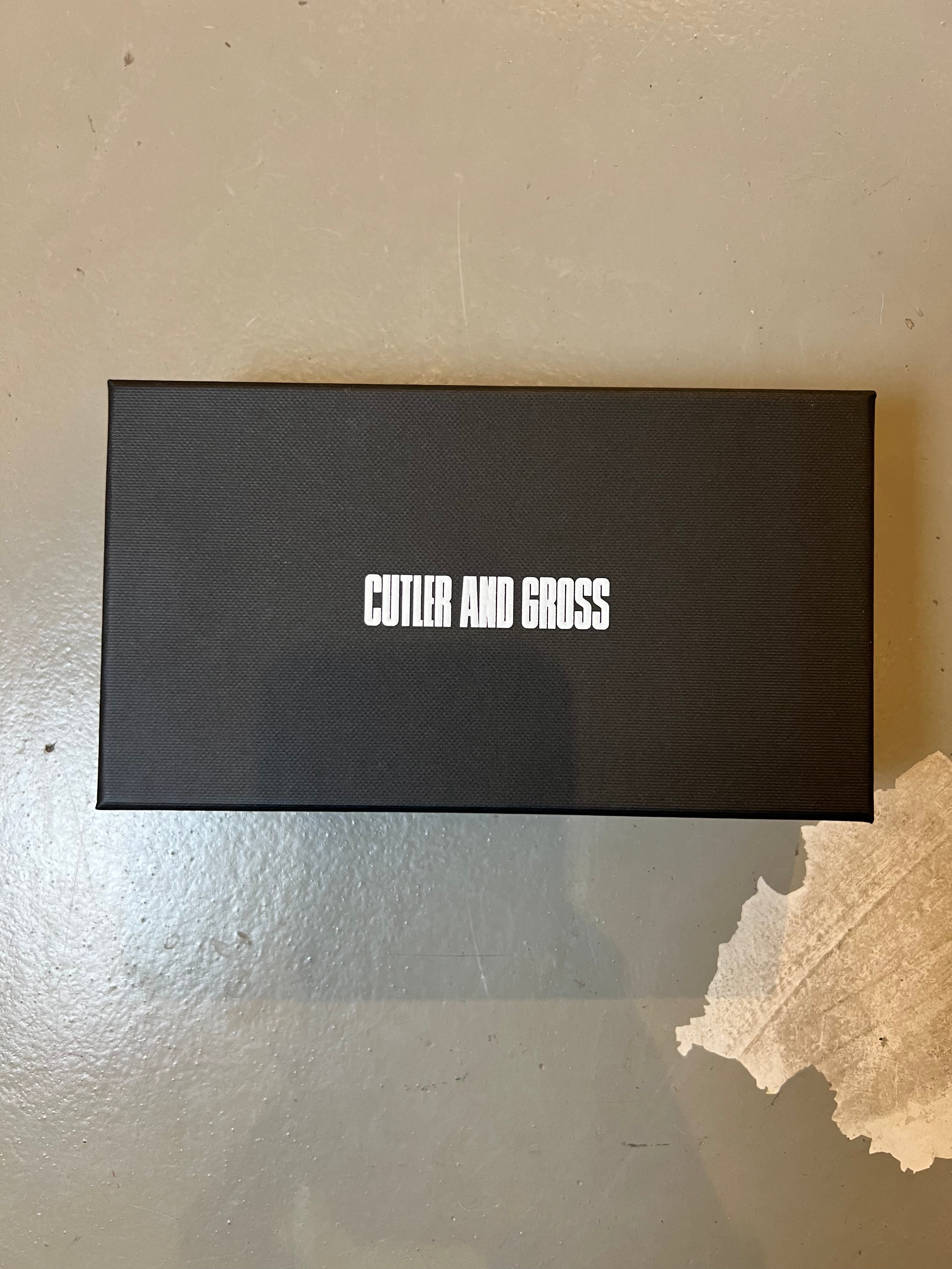 Produktbild des Etuis von oben.