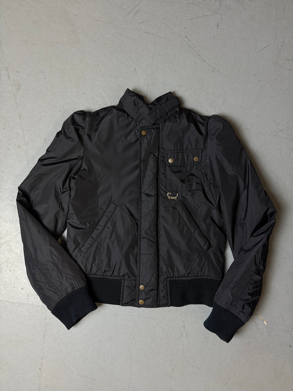 Produktbild von einer Vintage Diesel Black Jacket von vorne