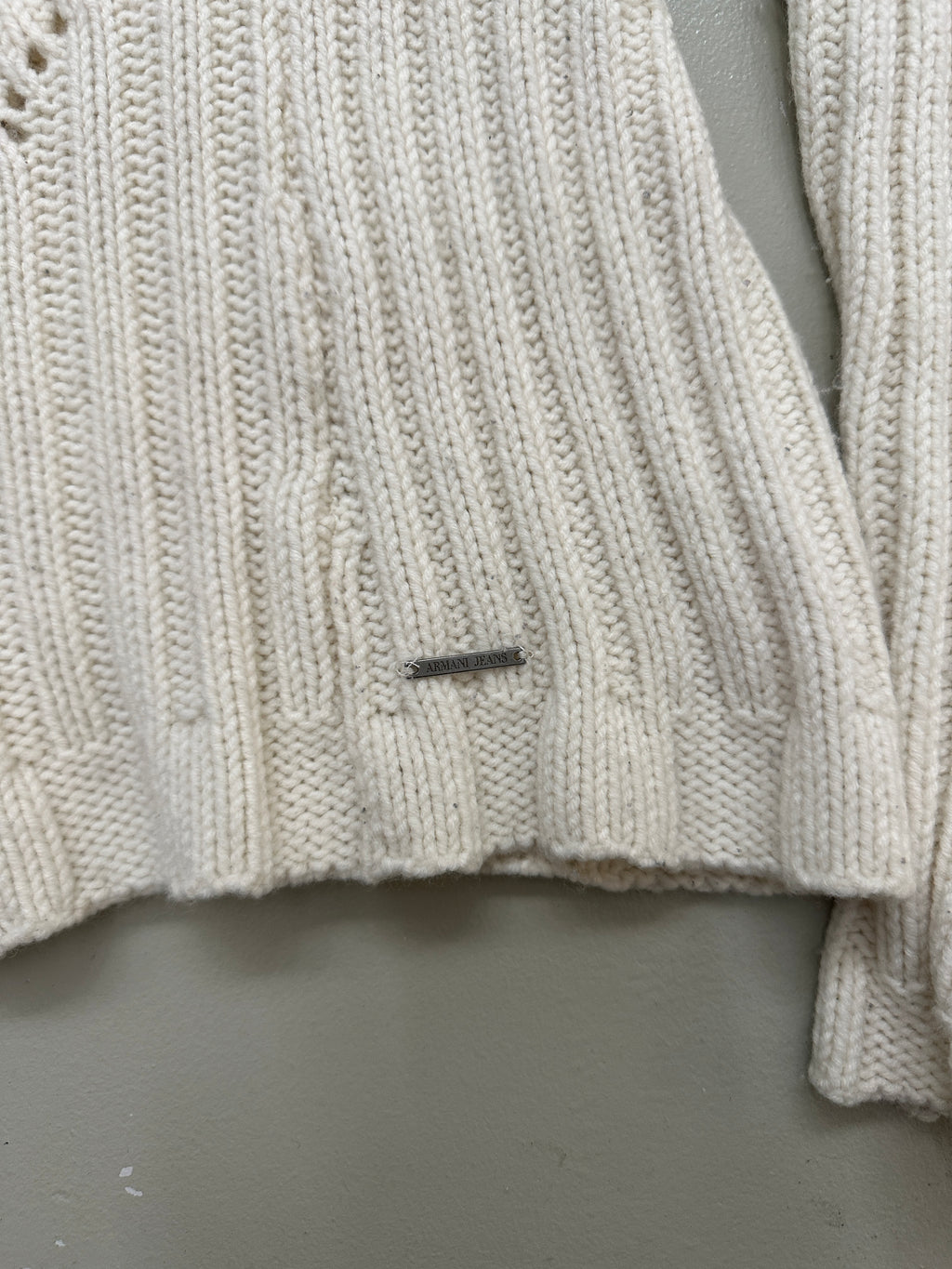 Vintage Armani Jeans Cream Turtleneck Knit Sweater für Herren. Y2K Second Hand 2000s Fashion