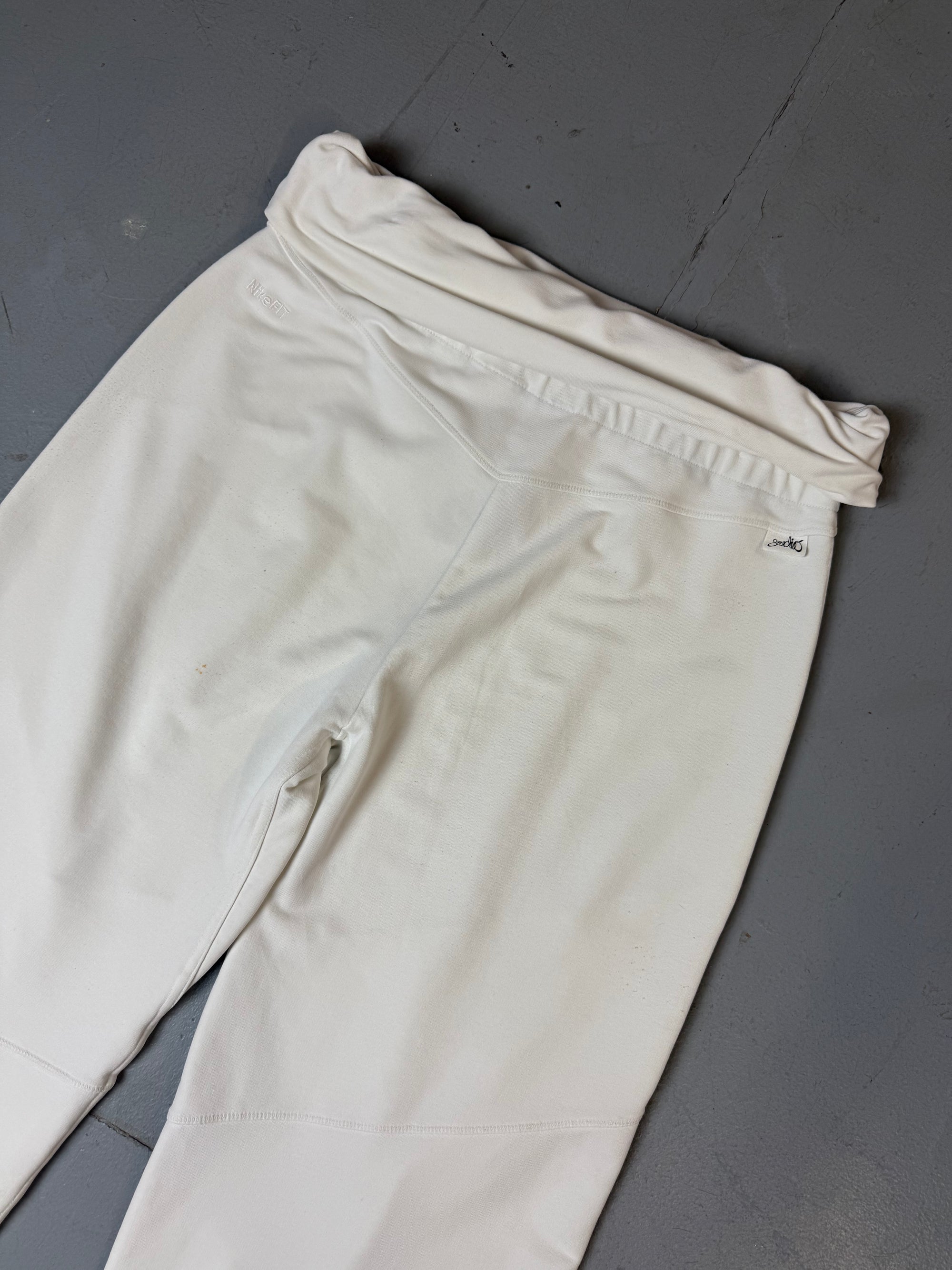 Vintage Nike White Baggy Gym Pants M