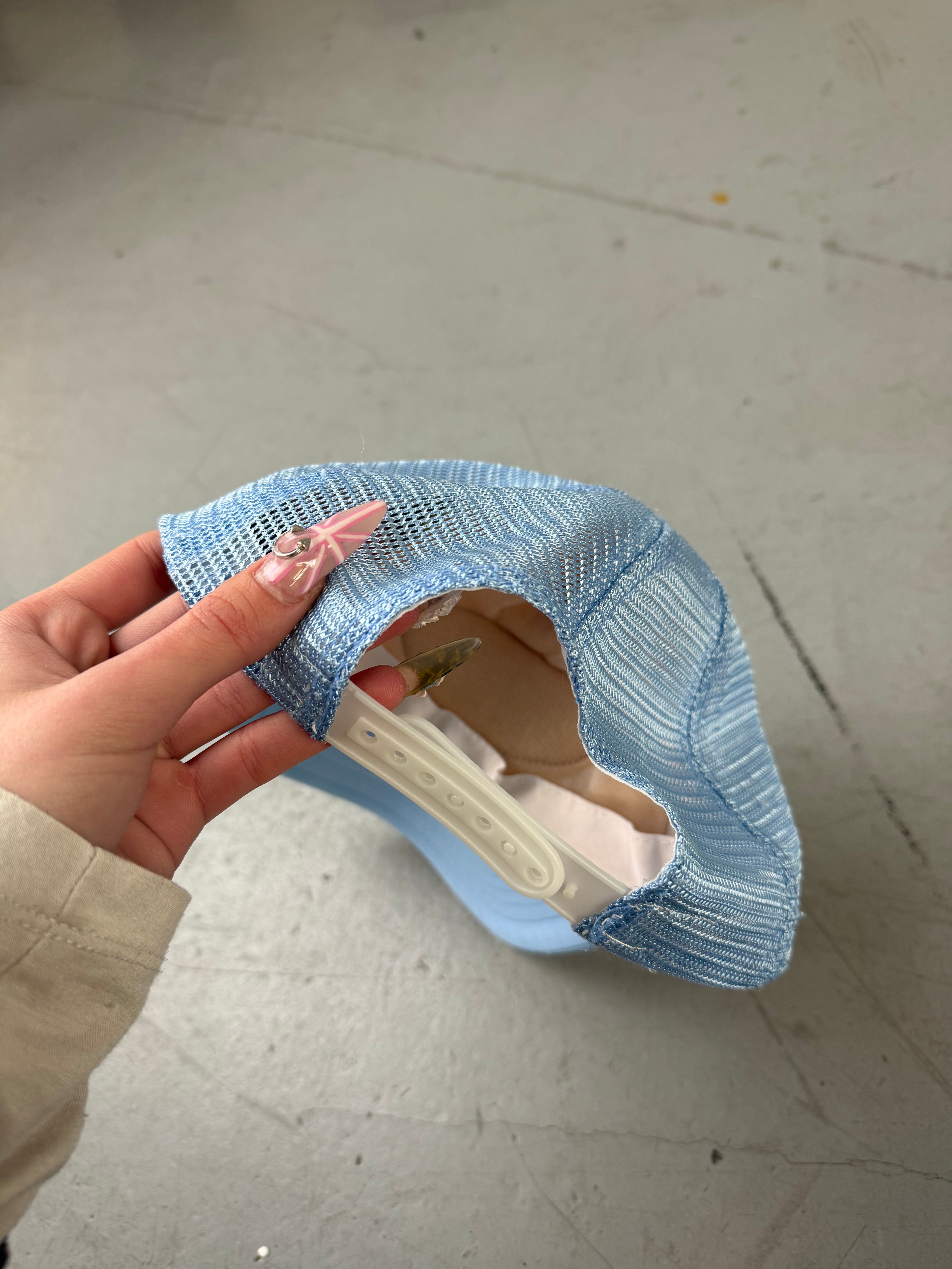 Vintage Von Dutch Babyblaue Cap Y2K Fashion 