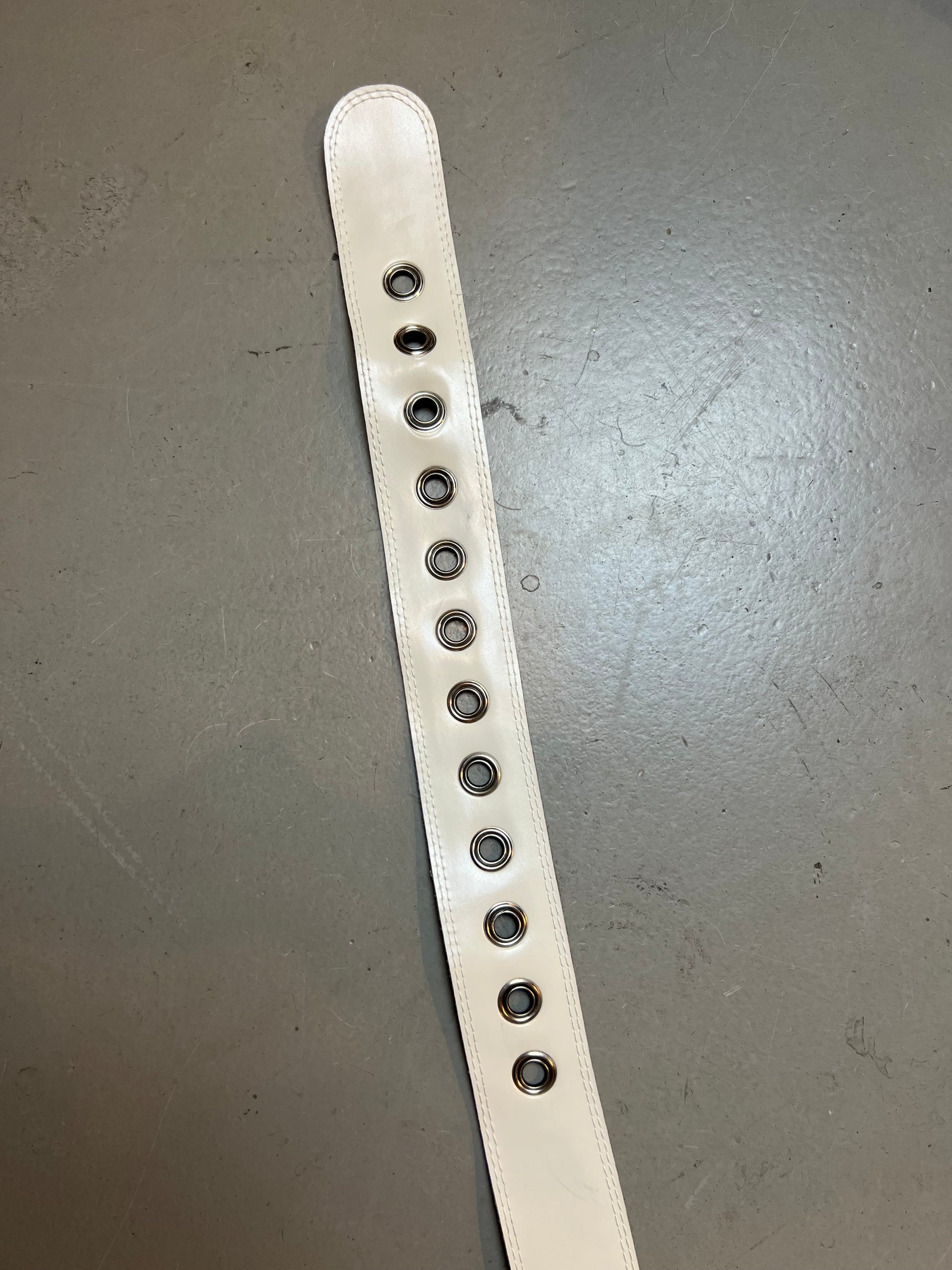 Vintage Beige Leather Belt