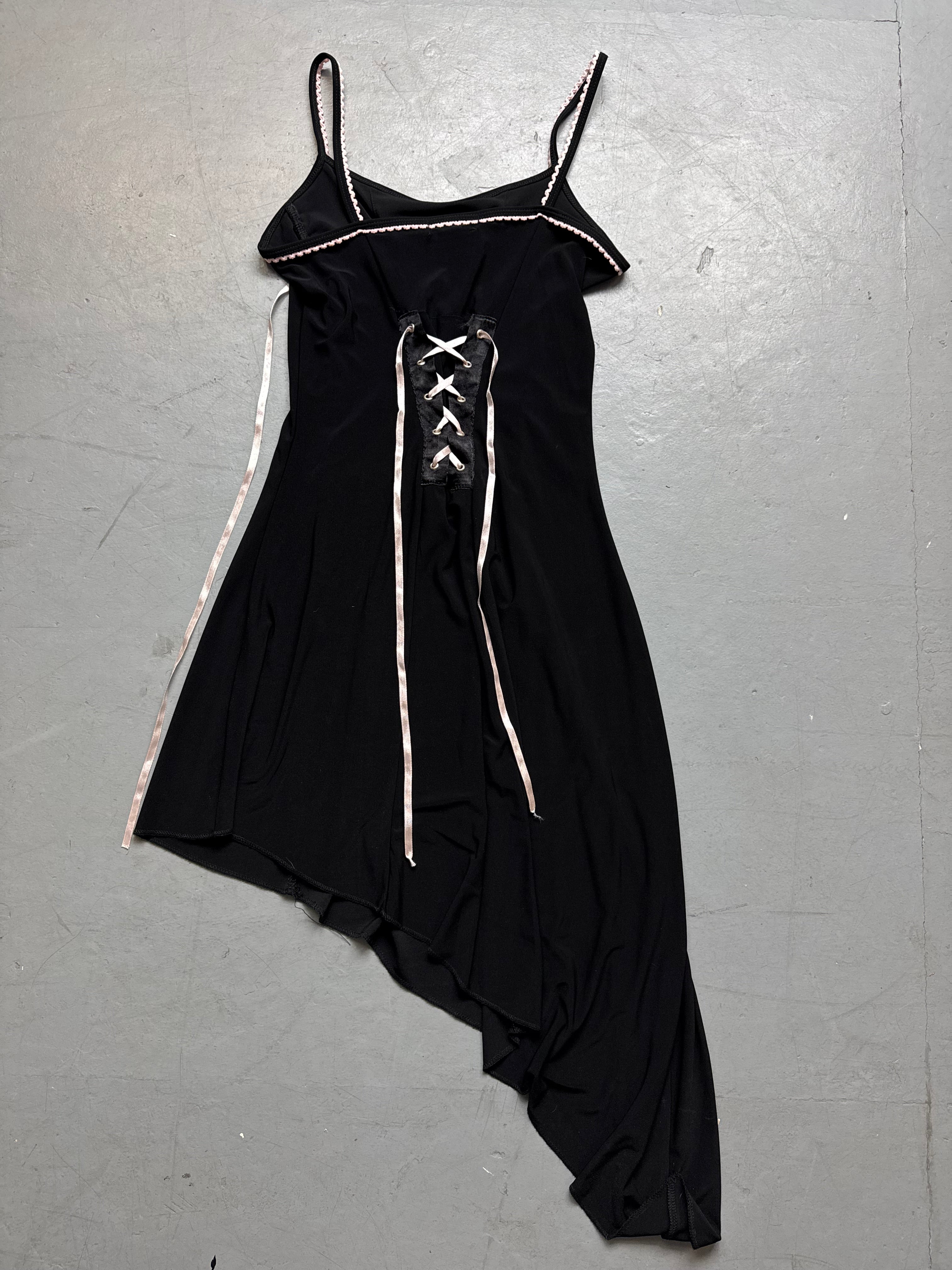 Vintage Black Asymmetrical Laced Up Dress für Damen Y2K Second Hand 2000s Fashion