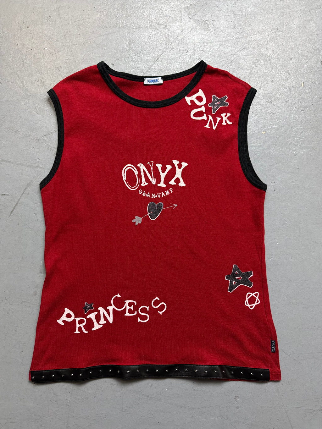 Vintage Onyx Red Studded & Printed Tank Top for women. Y2K Second Hand 2000s Fashion 