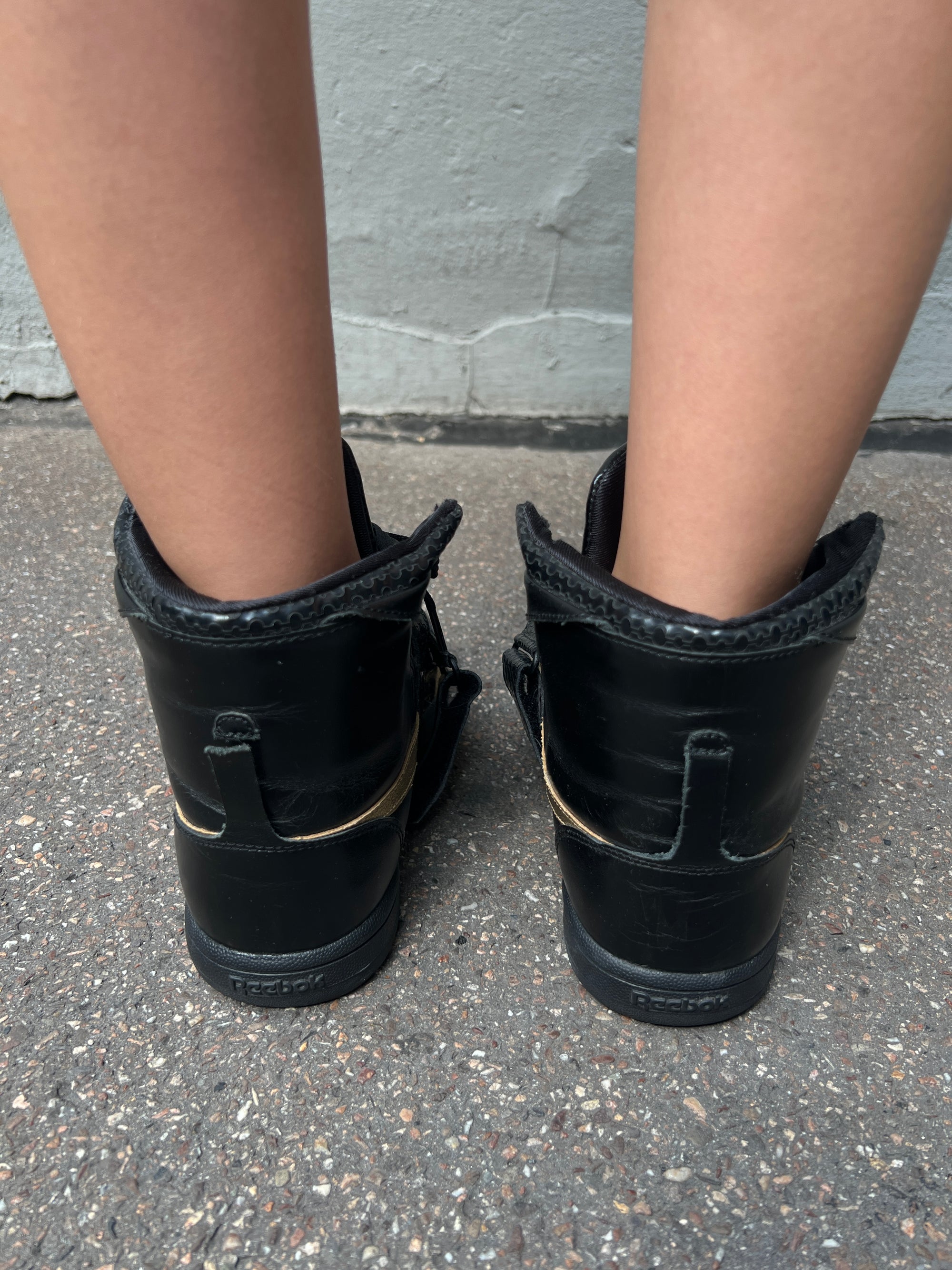 Vintage Black Reebok Sneaker 38