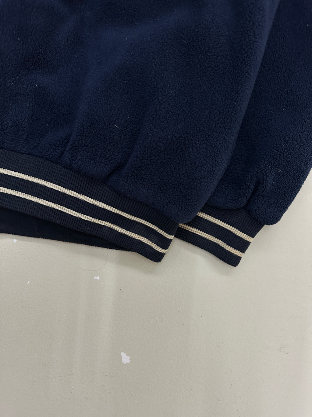 Vintage Champion Fleece Jacket für Herren. Y2K Second Hand 2000s Fashion 