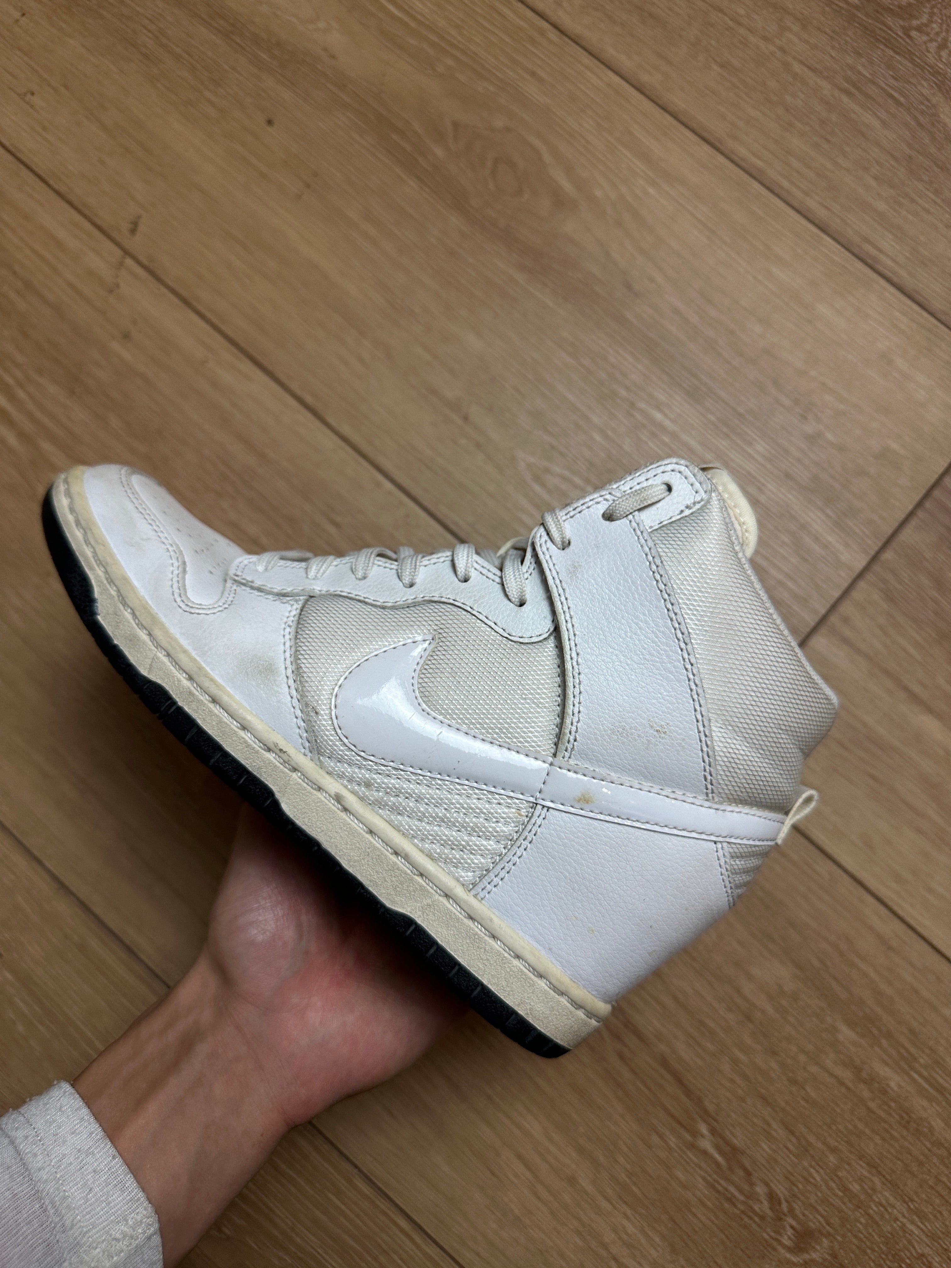 Produktbild von Vintage Nike Sky High Dunks von der Seite