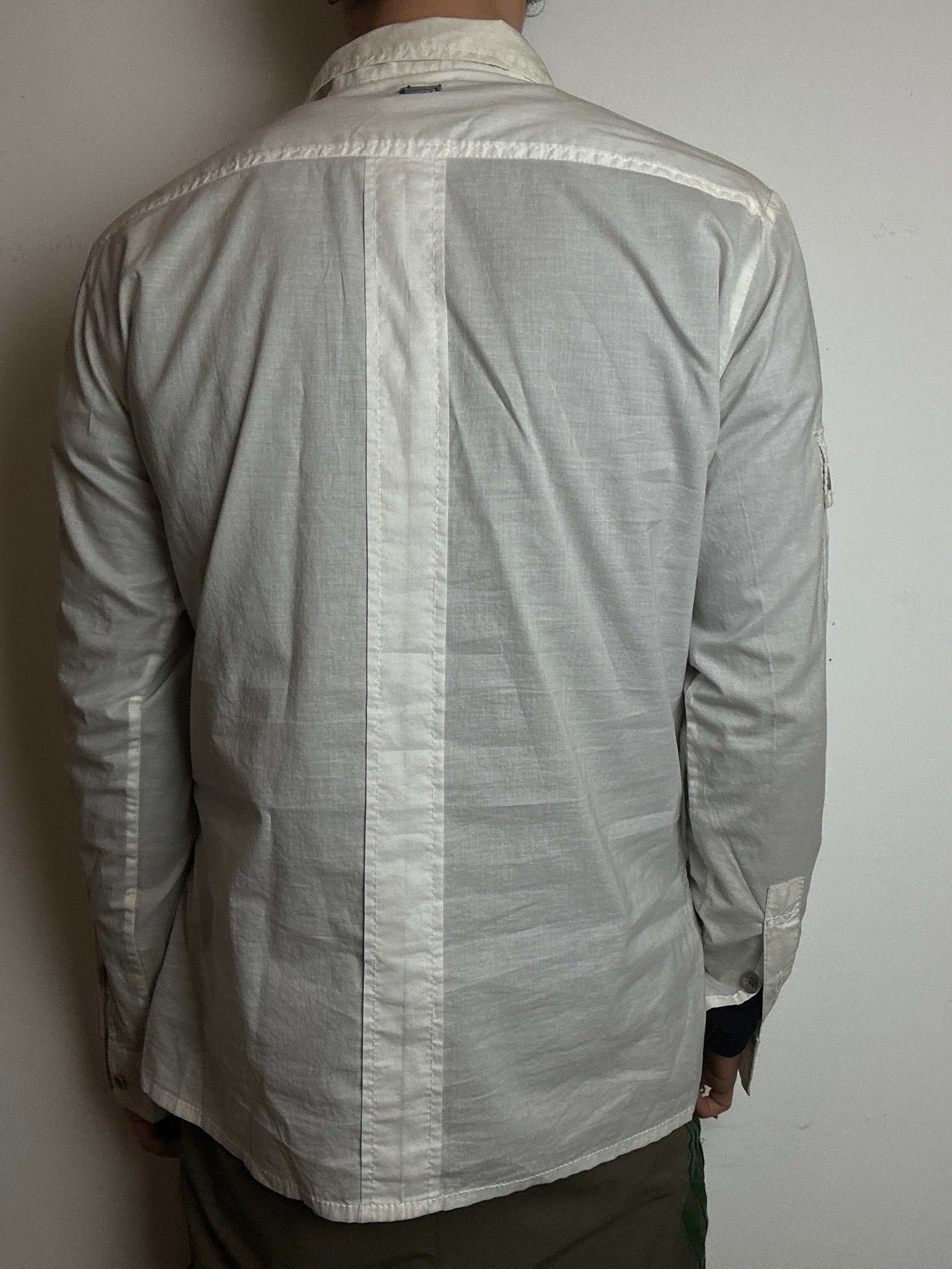 Ein weißes langarm Hemd von G-Star Vintage Y2K 