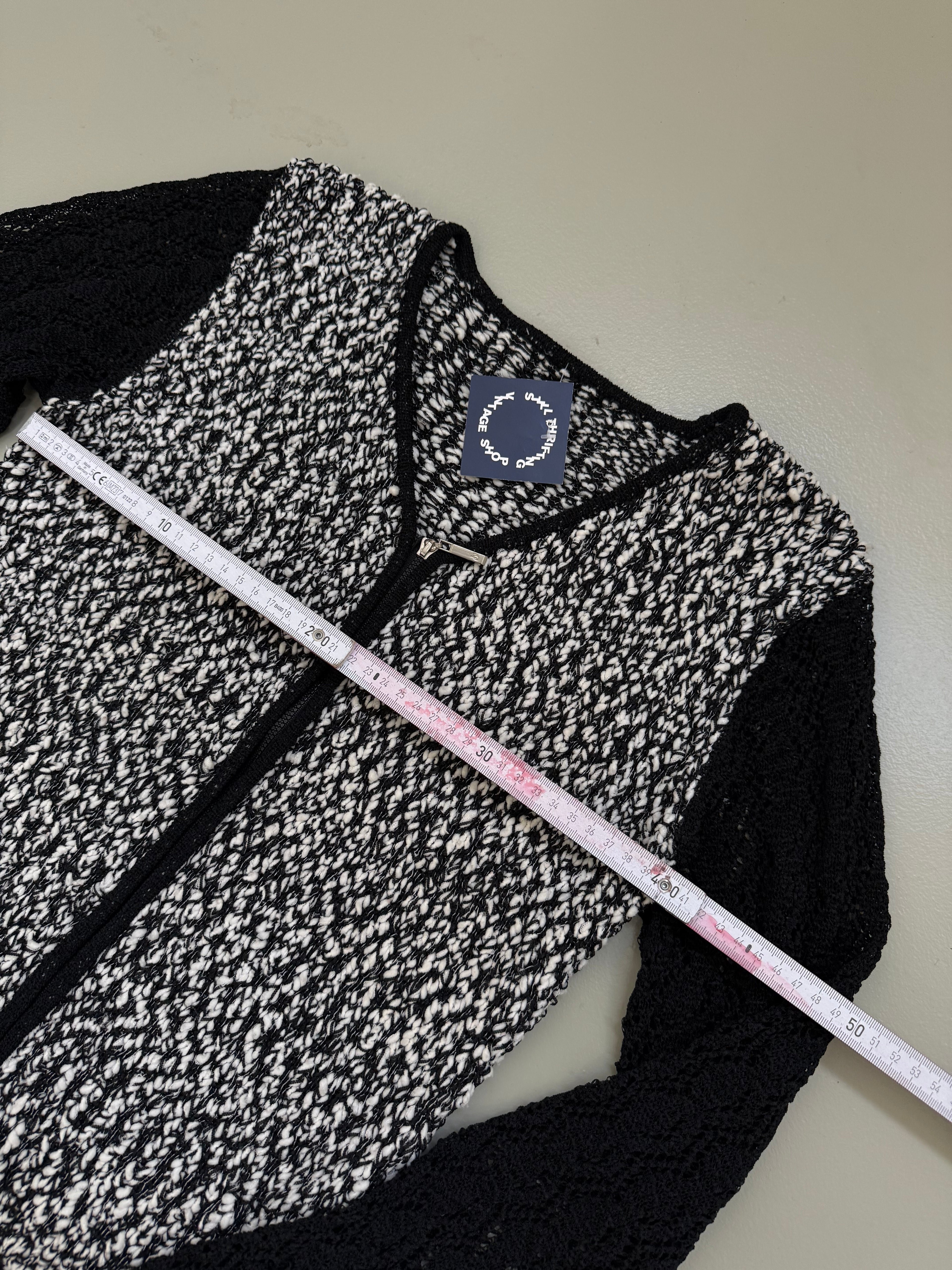 Vintage Black and White Knit Zip Sweater M