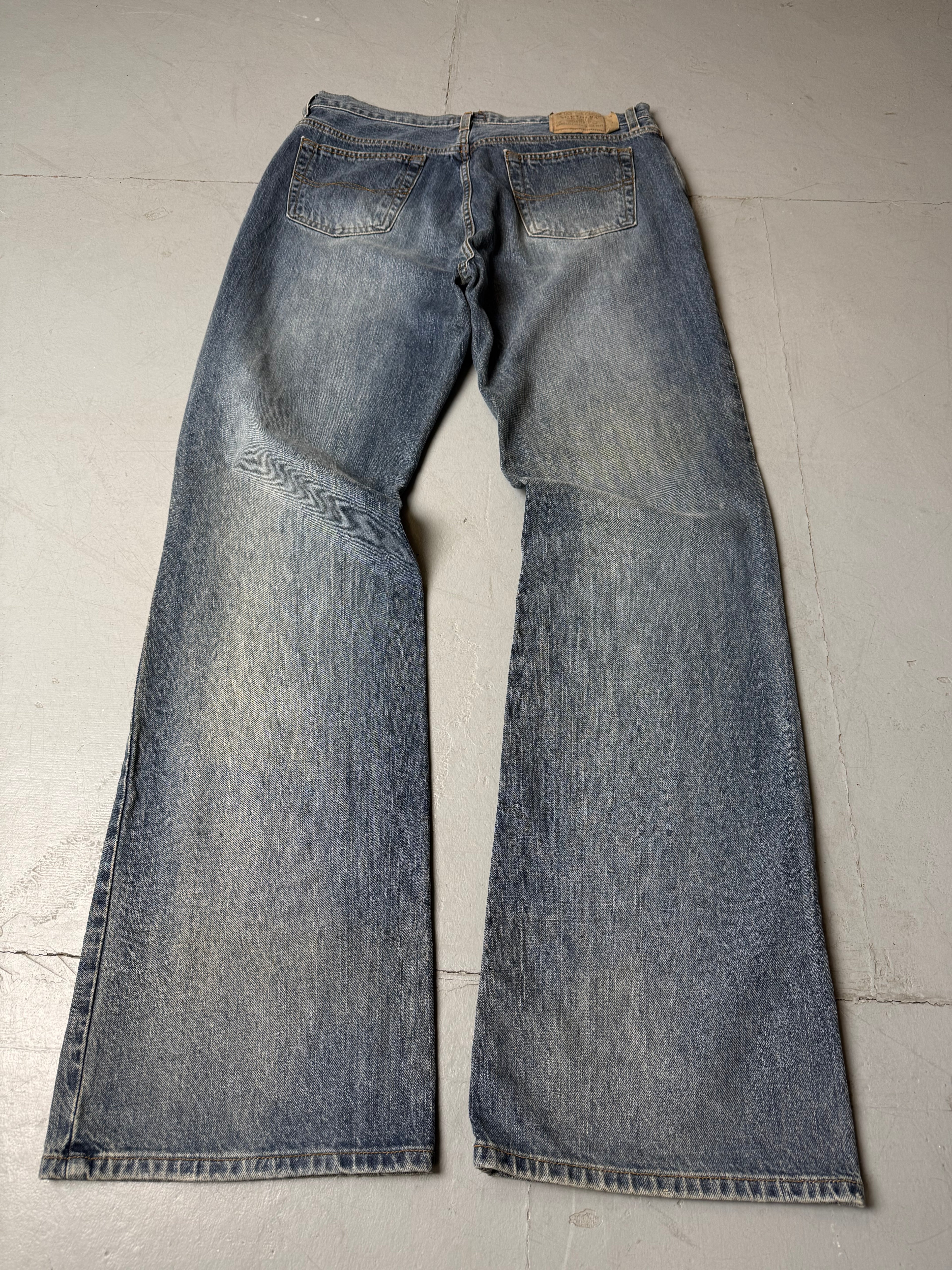 Vintage Southern Super Tall Baggy Jeans. Y2K Second Hand 2000s Fashion 