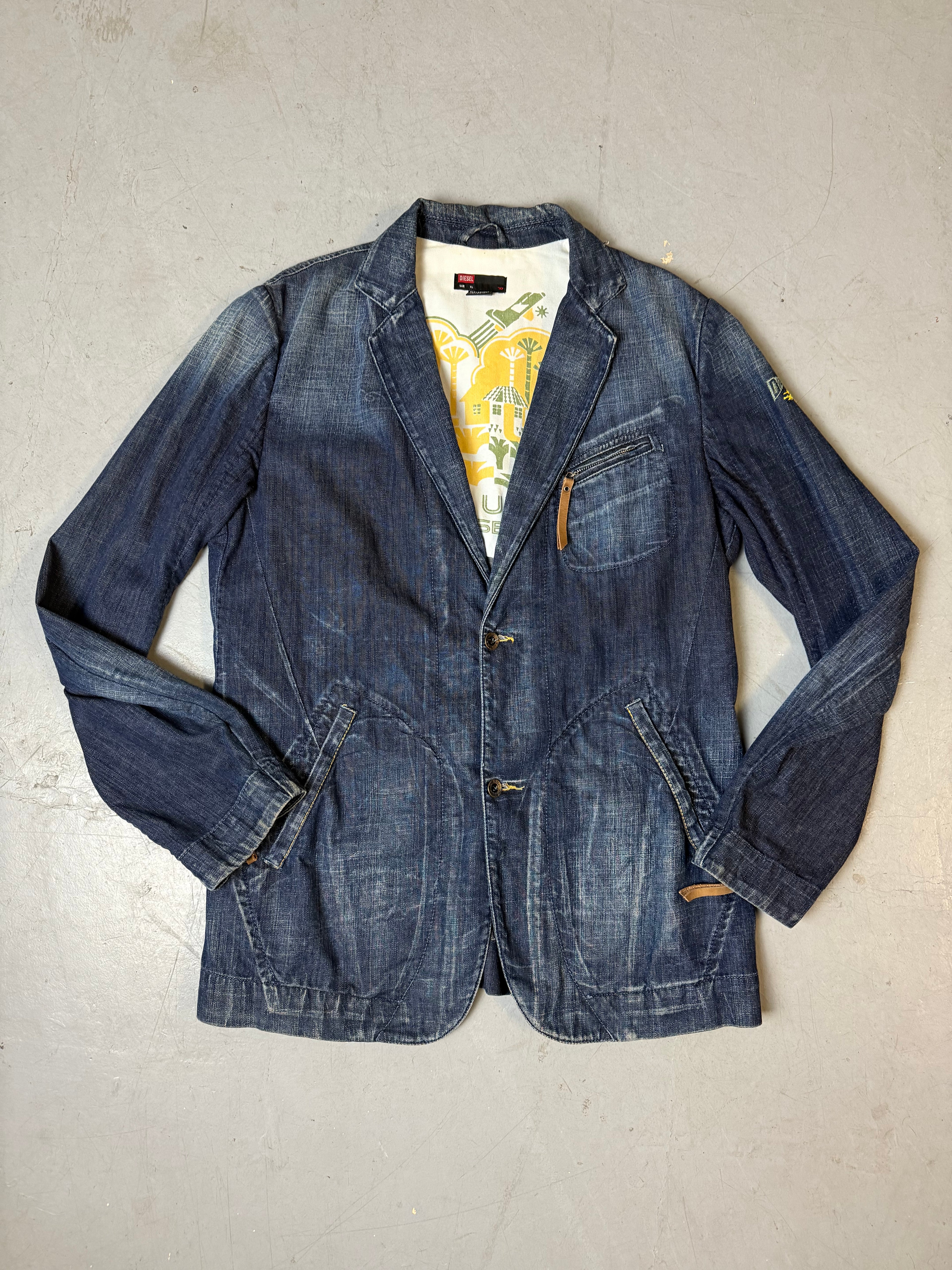 Produktbild von Vintage Diesel Dark Denim Coat von Vorne