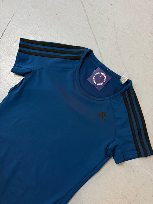 Vintage Adidas Dark Blue Slim Fit T-Shirt für Damen. Y2K Second Hand 2000s Fashion