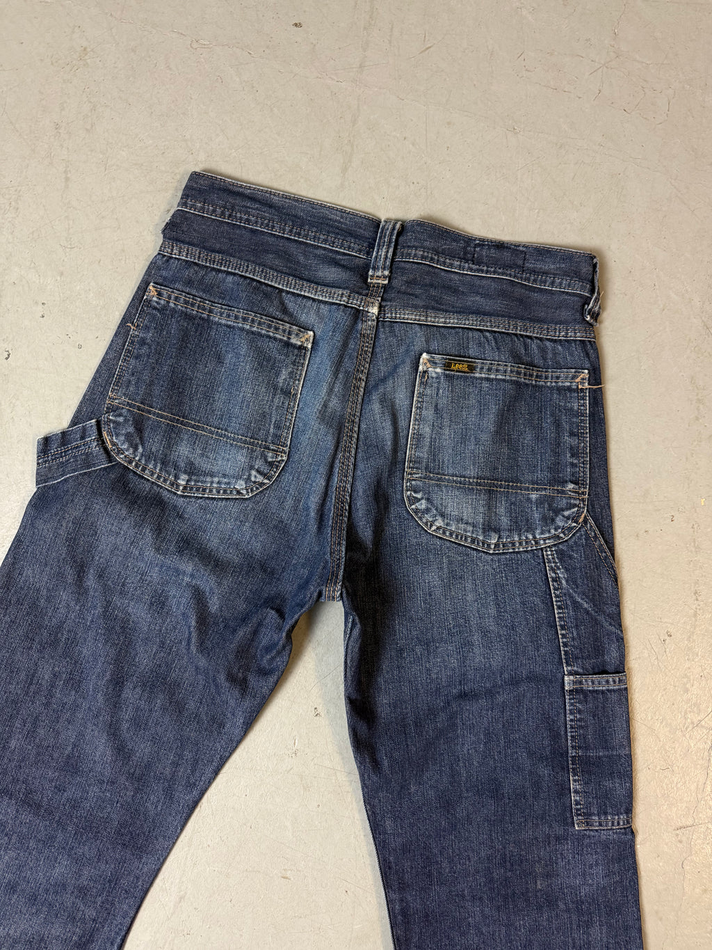 Detailbild von Vintage Lee Straight Leg Denim von Hinten