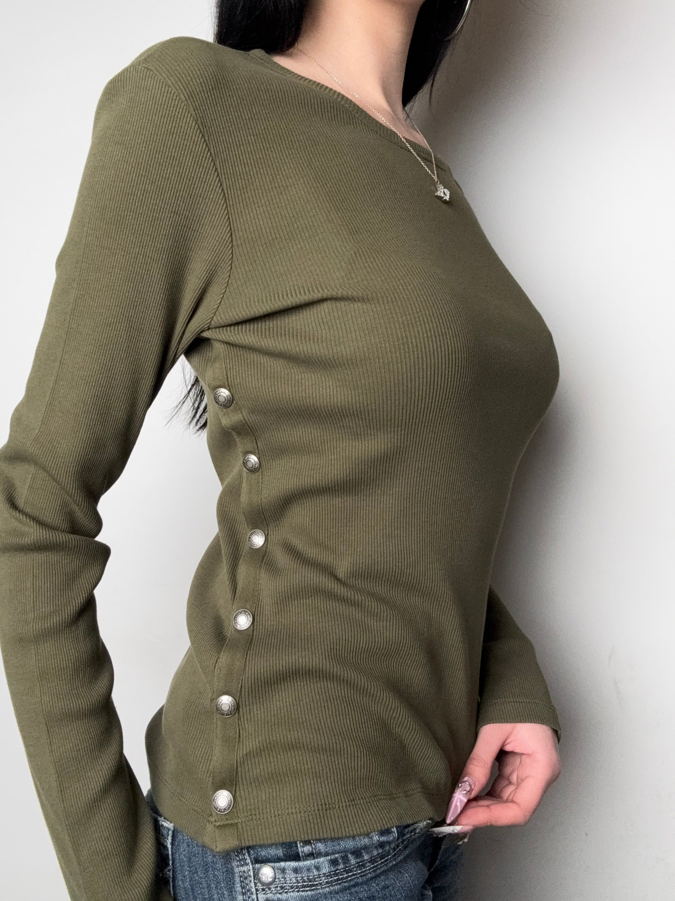 Vintage Calvin Klein Green Ribbed Longsleeve for girls. Y2K Second Hand 2000s Fashion 