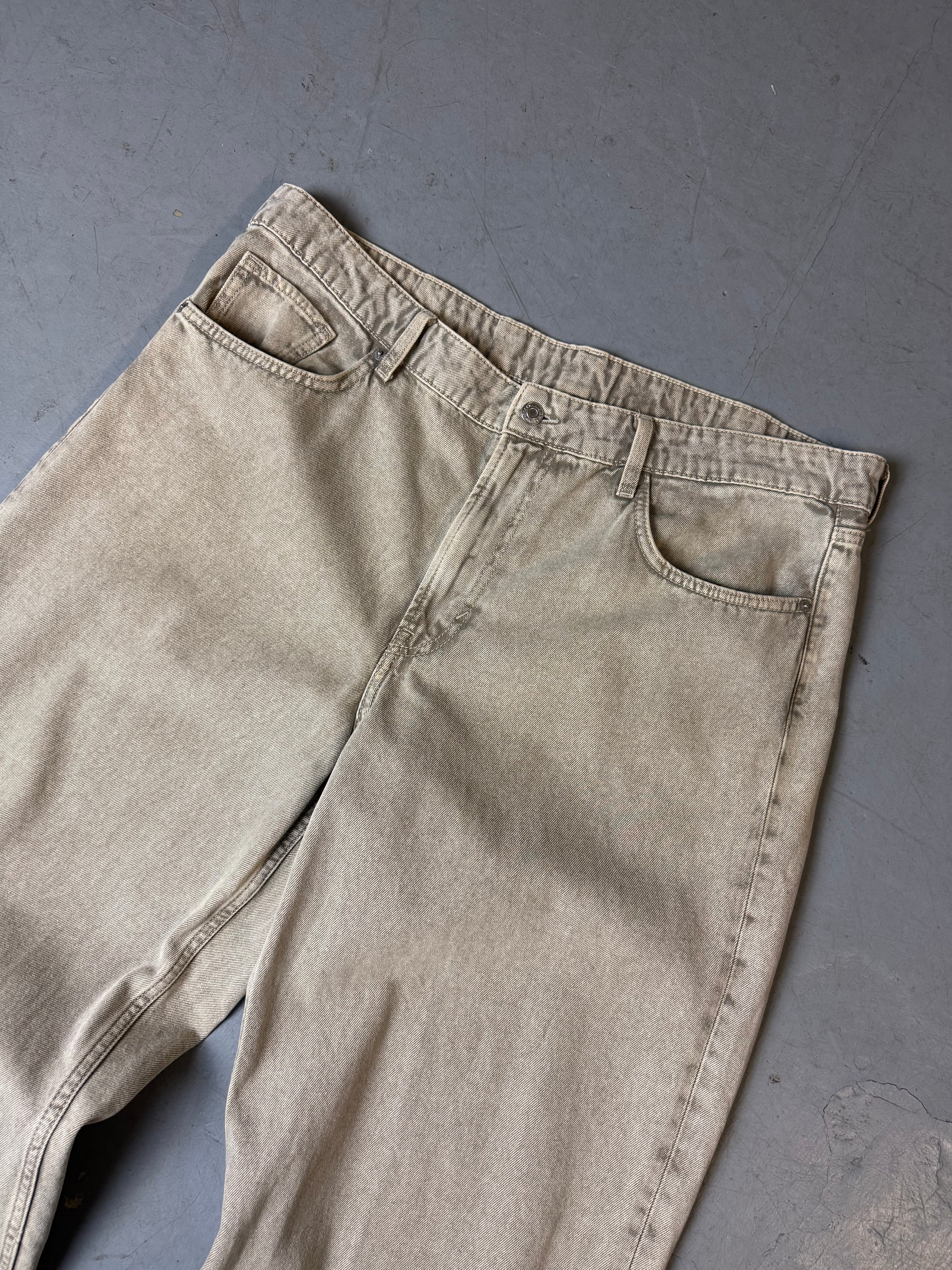 Detailliertes Produktbild von Vintage Beige Baggy Denim XXL von vorne