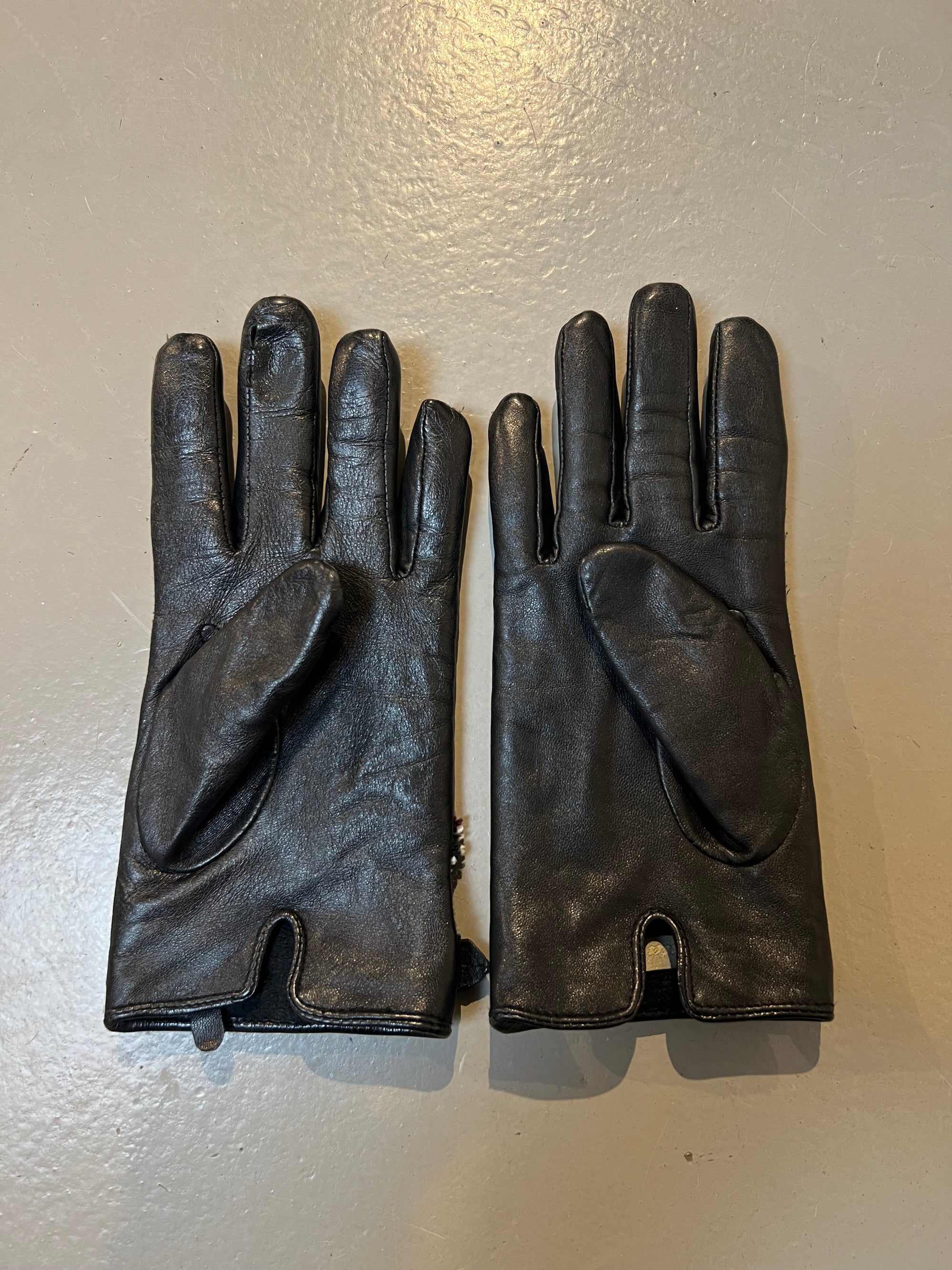 Vintage Gloves Black White Karo M
