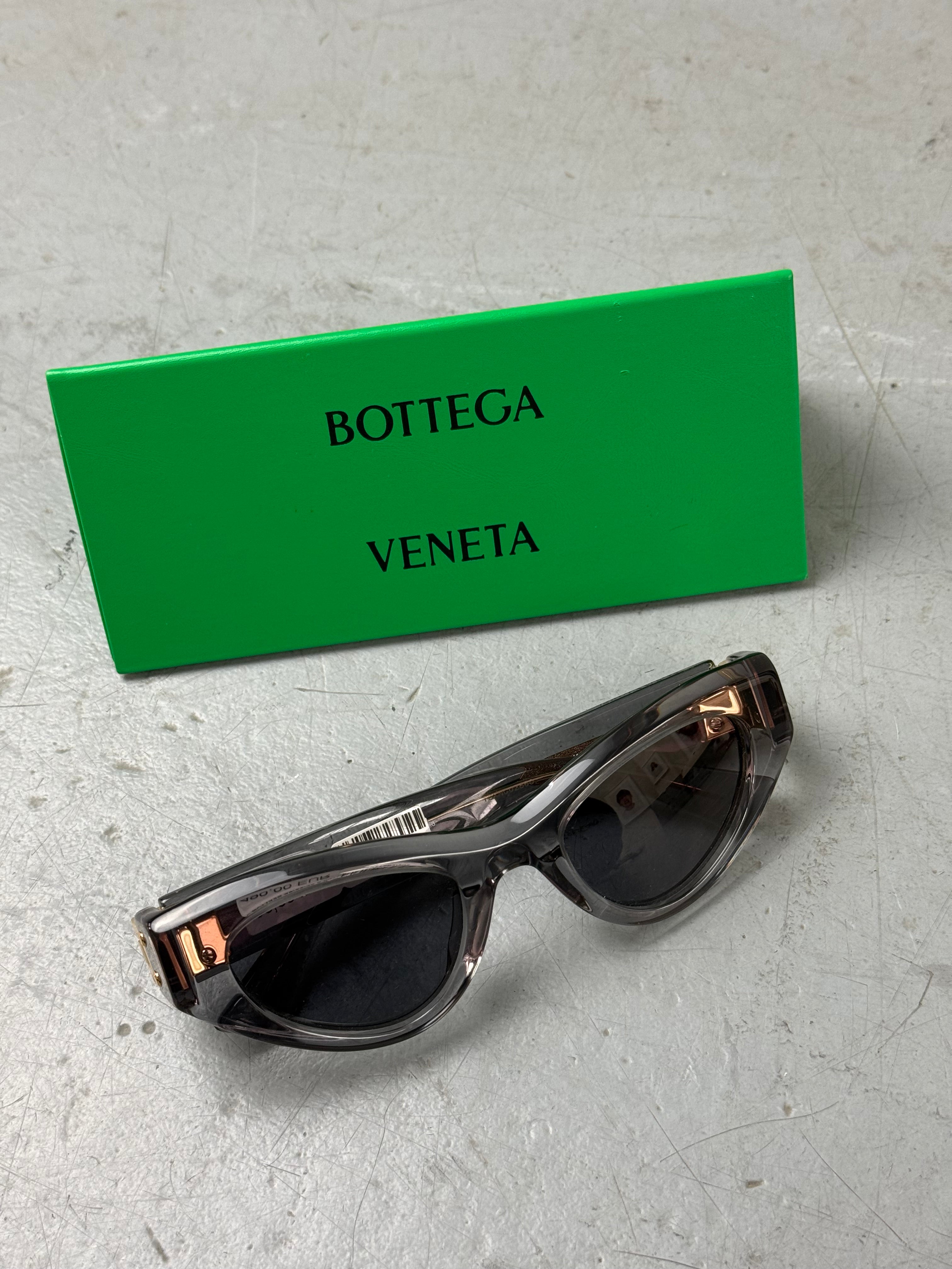 Bottega Veneta Grey and Gold Sunglasses Unisex. Y2K Second Hand 2000s Fashion
