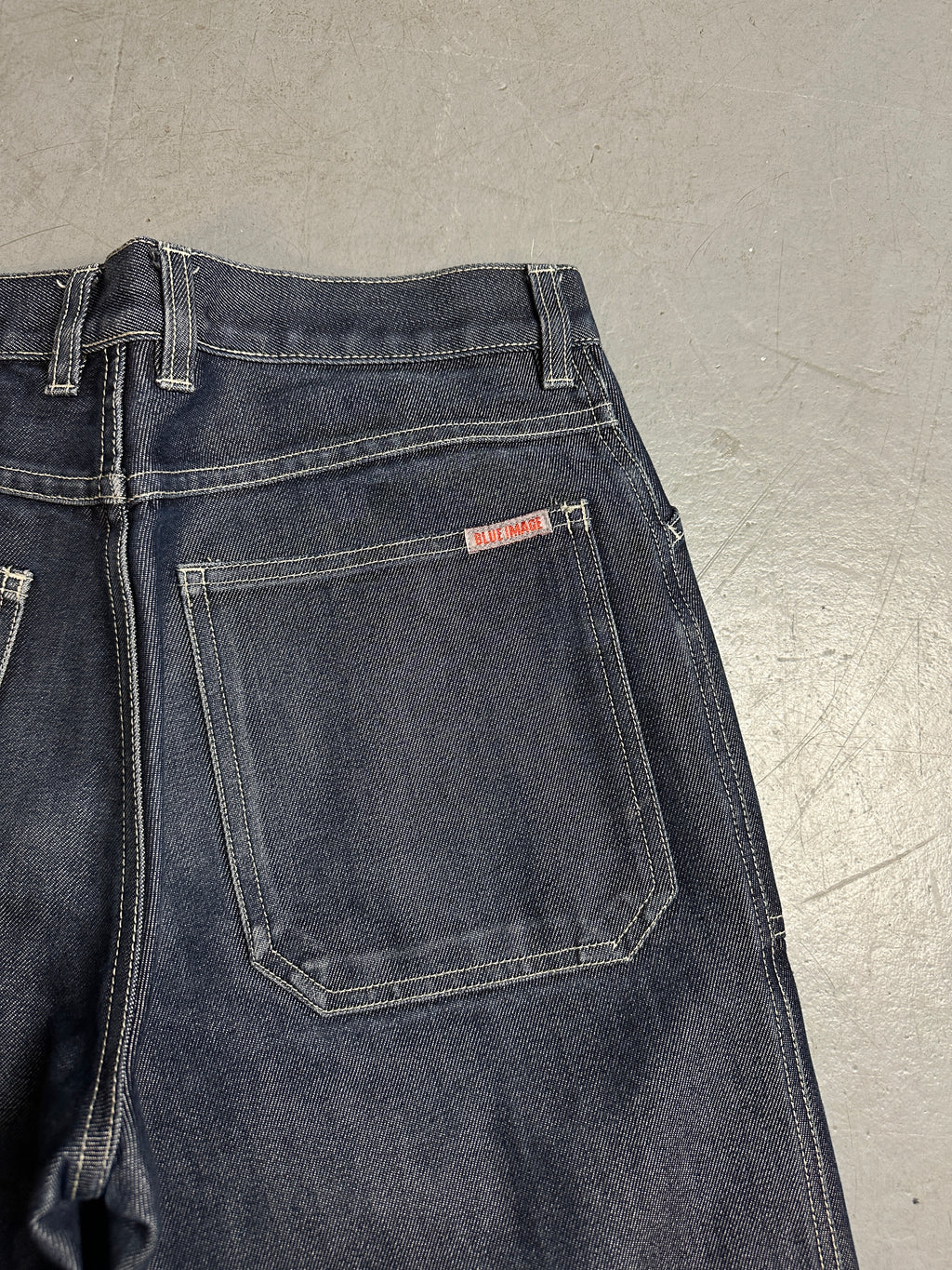 Detailbild von Vintage Blue Image Shiny Denim S/M vo hinten 