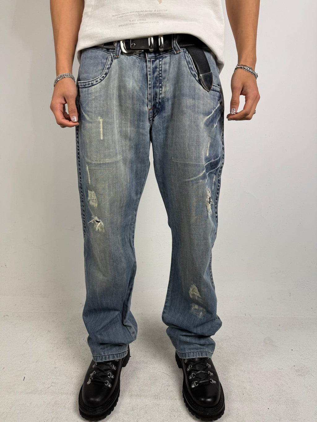 Tragebild von Vintage Cipo&Baxx Dragon Printed Baggy Denim von vorne