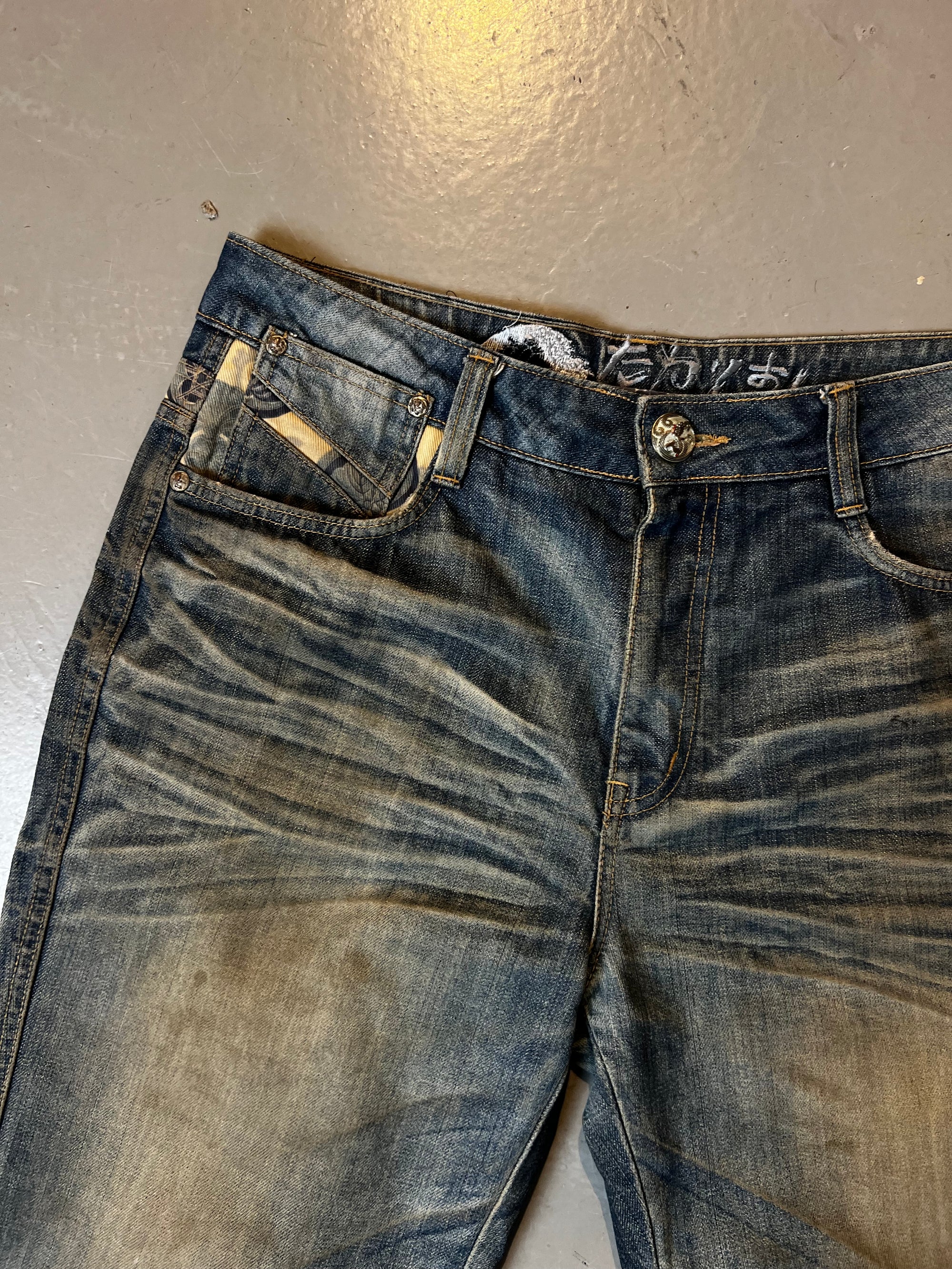 Vintage Big Train Bleached Denim L/XL